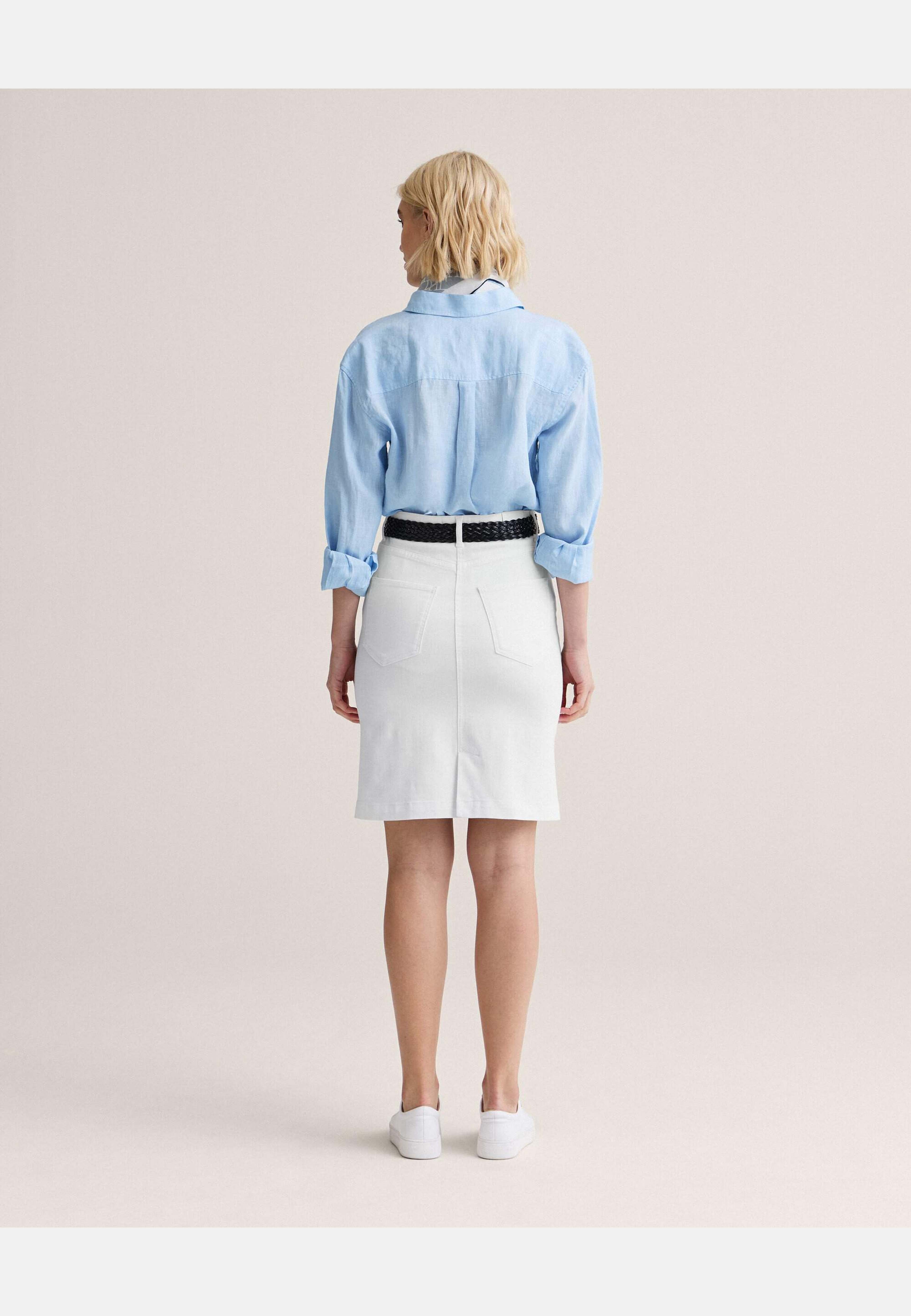 Isola Denim Skirt, från Newhouse, i färgen offwhite. Klicka för att öppna bilden i stort format