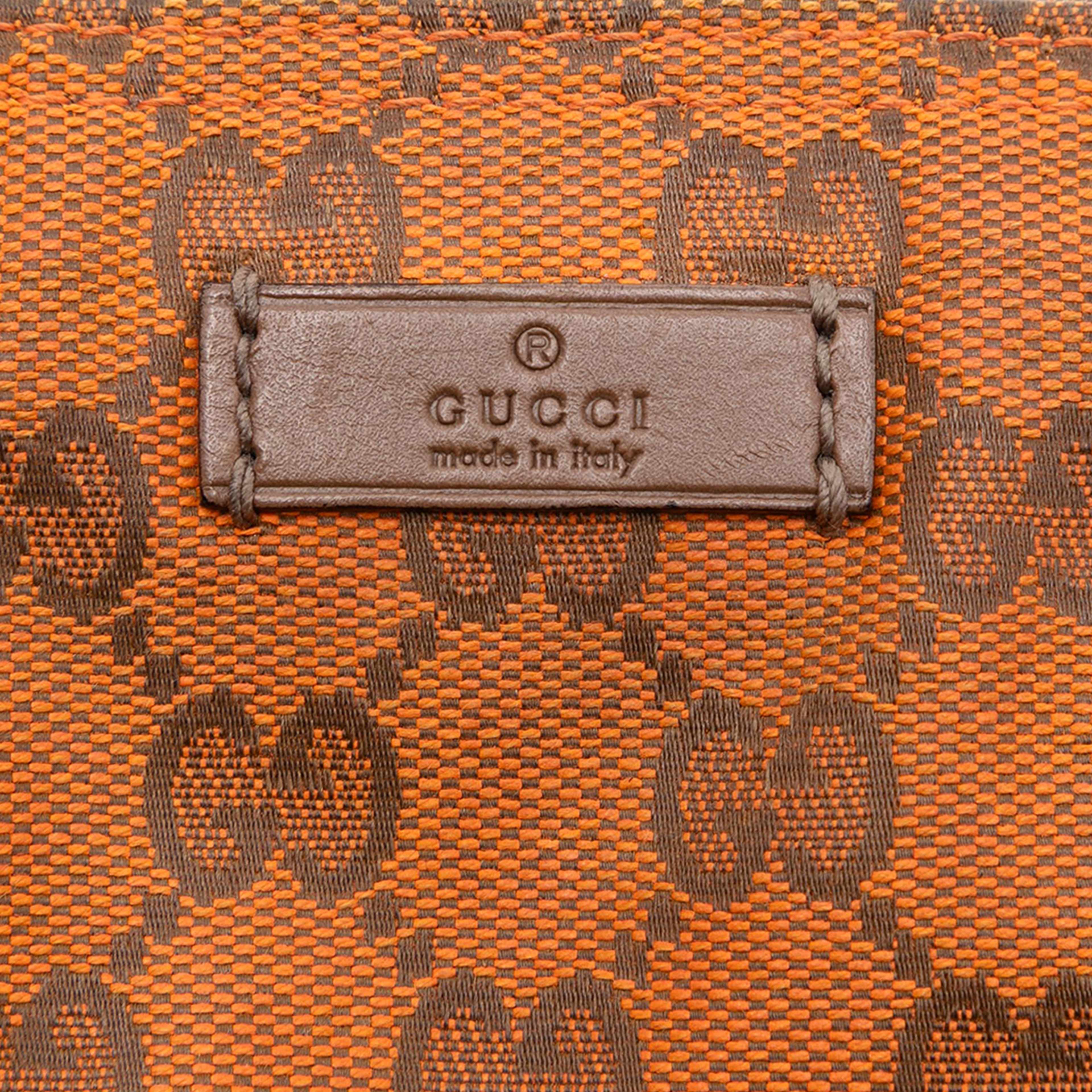Gucci Gg Canvas Web Crossbody, från Luxclusif, i färgen orange. Klicka för att öppna bilden i stort format