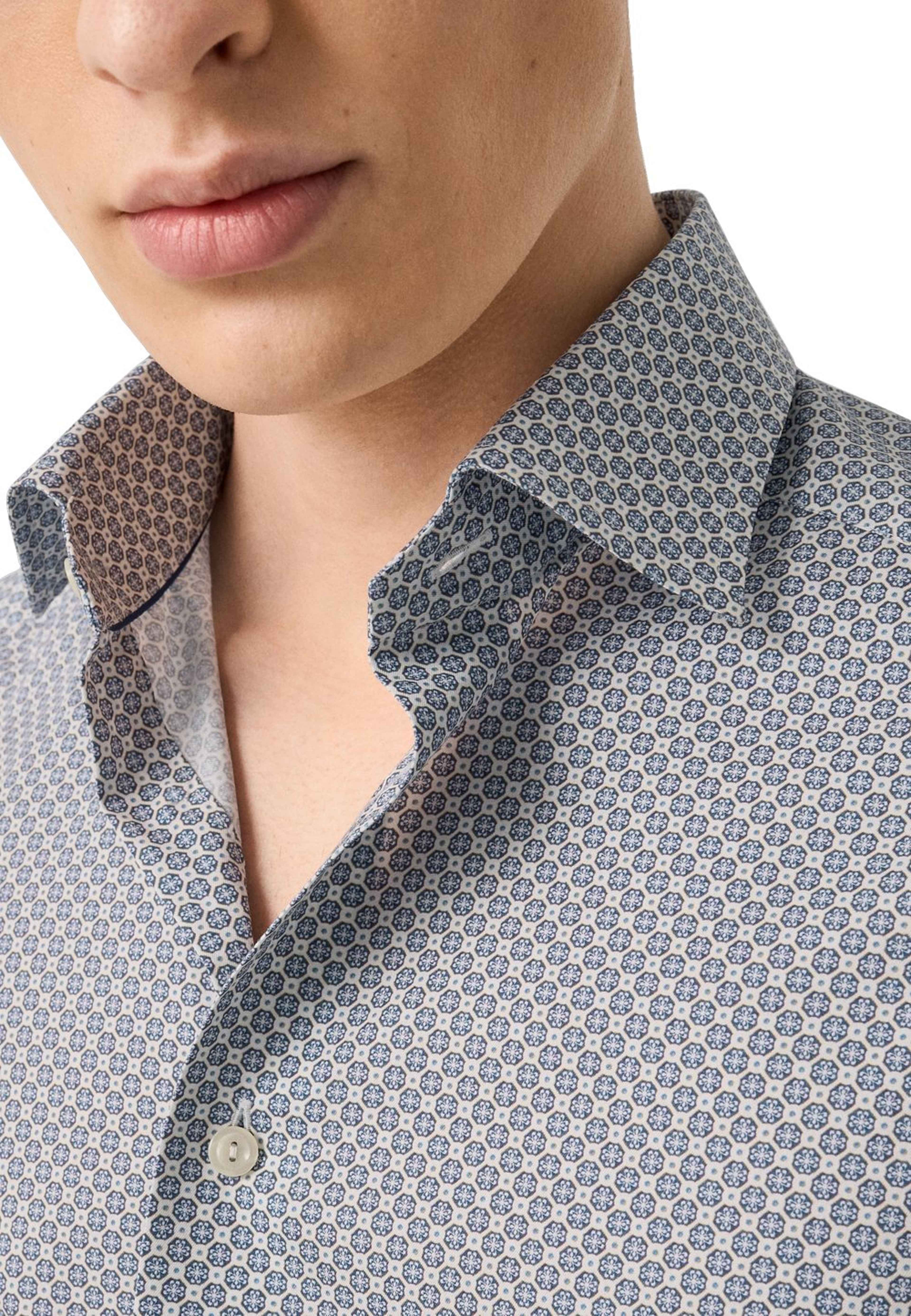 Medaljongmönstrad Skjorta I Signature Twill Slim Fit