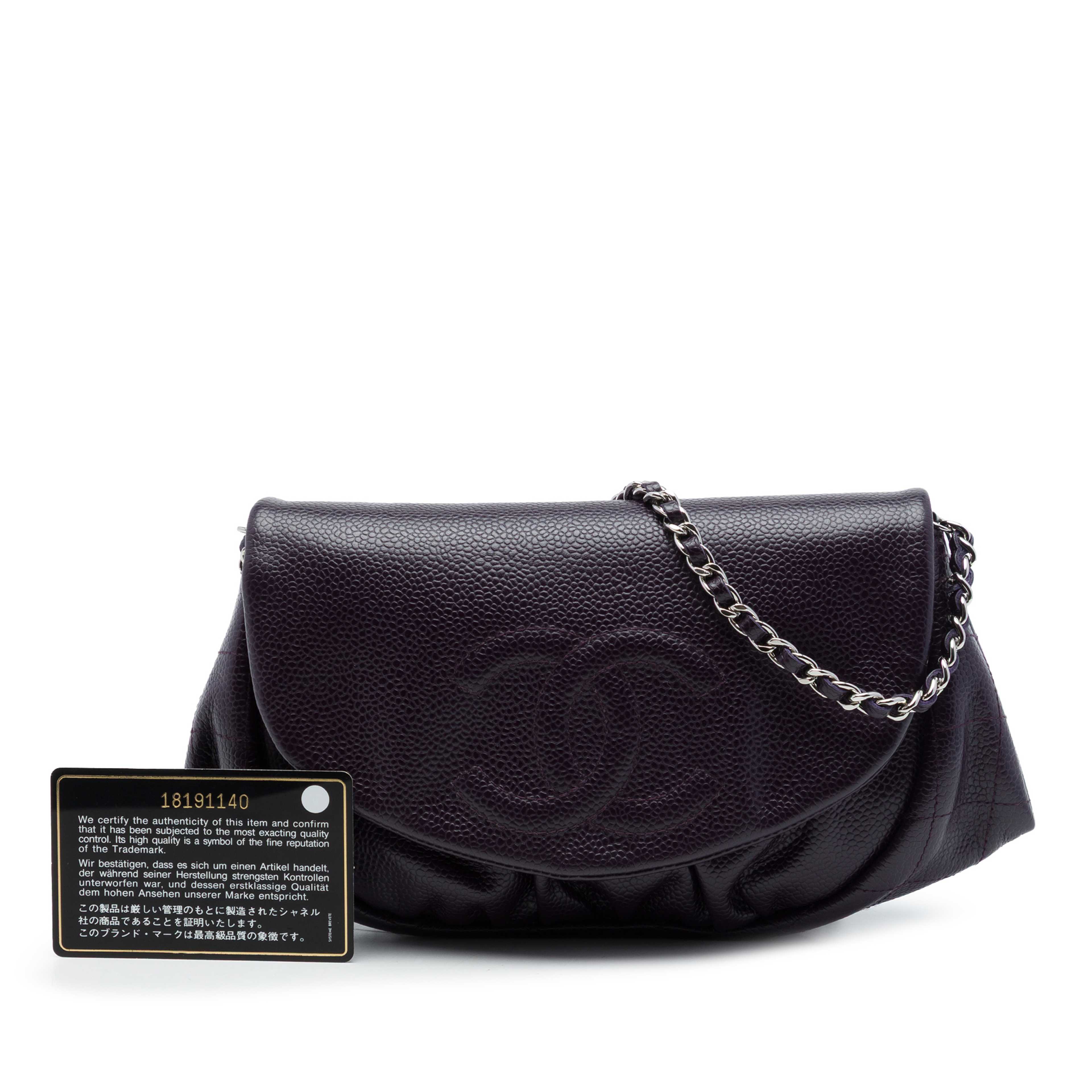 Chanel Cc Caviar Half Moon Wallet On Chain, från Luxclusif, i färgen svart. Klicka för att öppna bilden i stort format