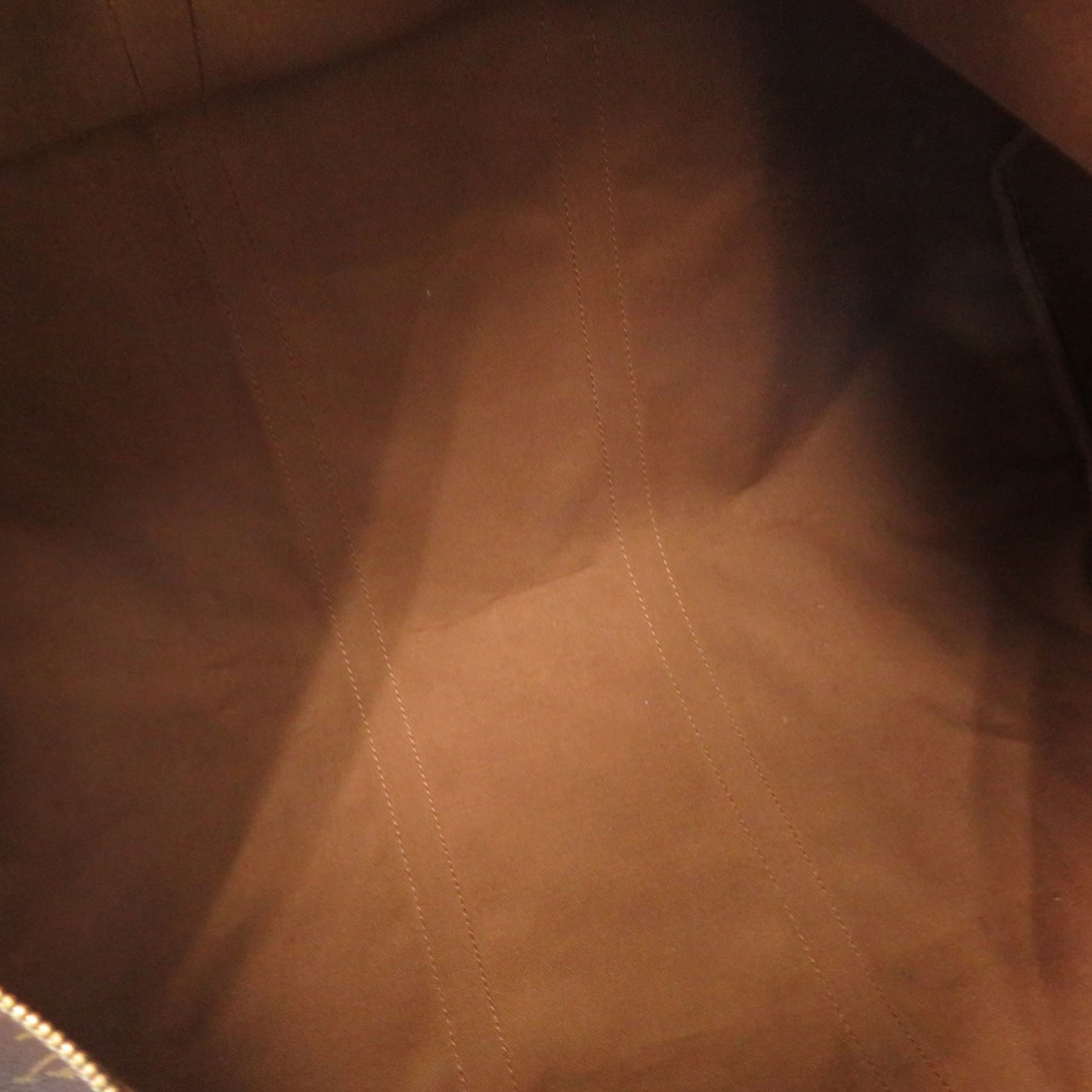 Louis Vuitton Monogram Keepall 60, från Luxclusif, i färgen brown. Klicka för att öppna bilden i stort format