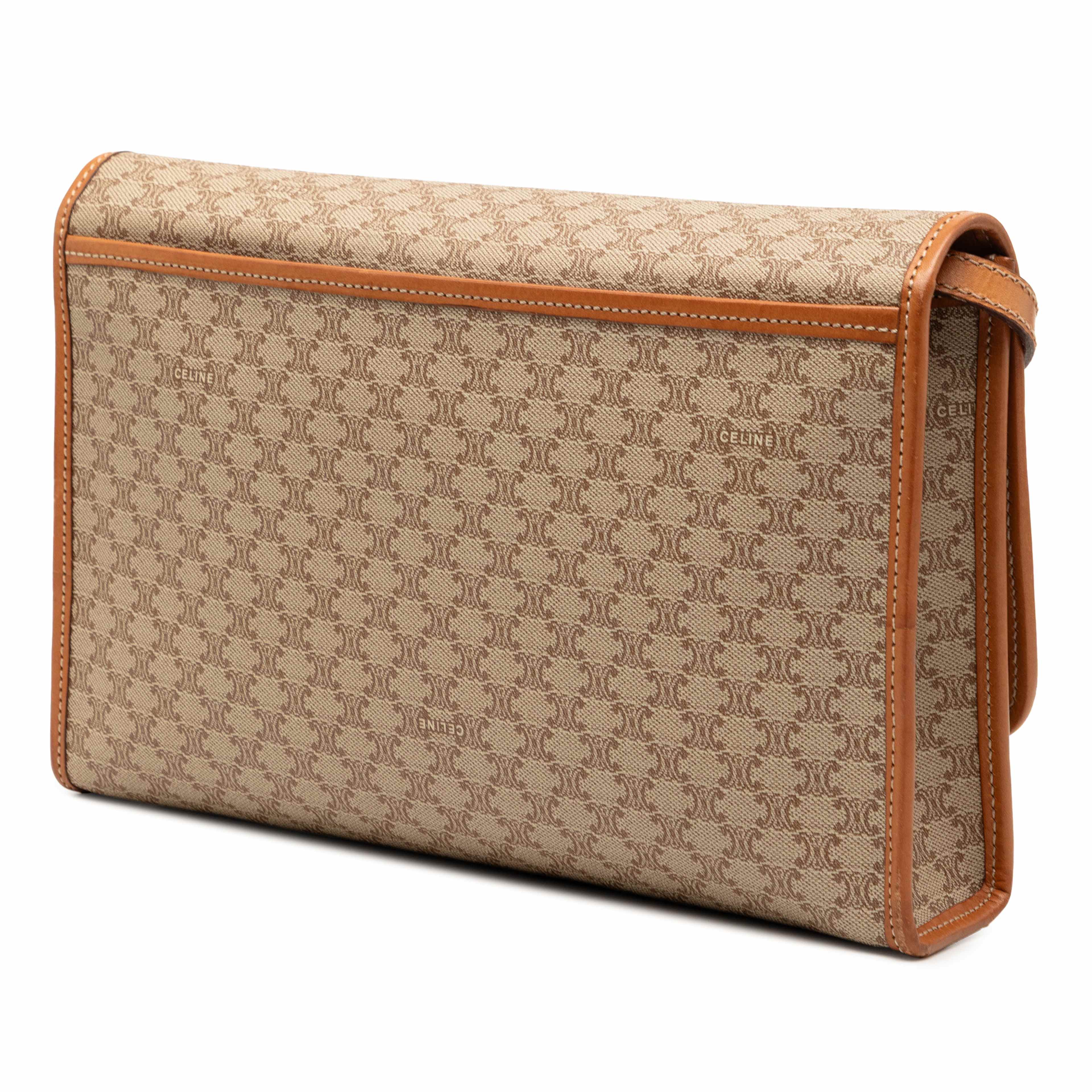 Celine Macadam Coated Canvas Crossbody, från Luxclusif, i färgen beige. Klicka för att öppna bilden i stort format