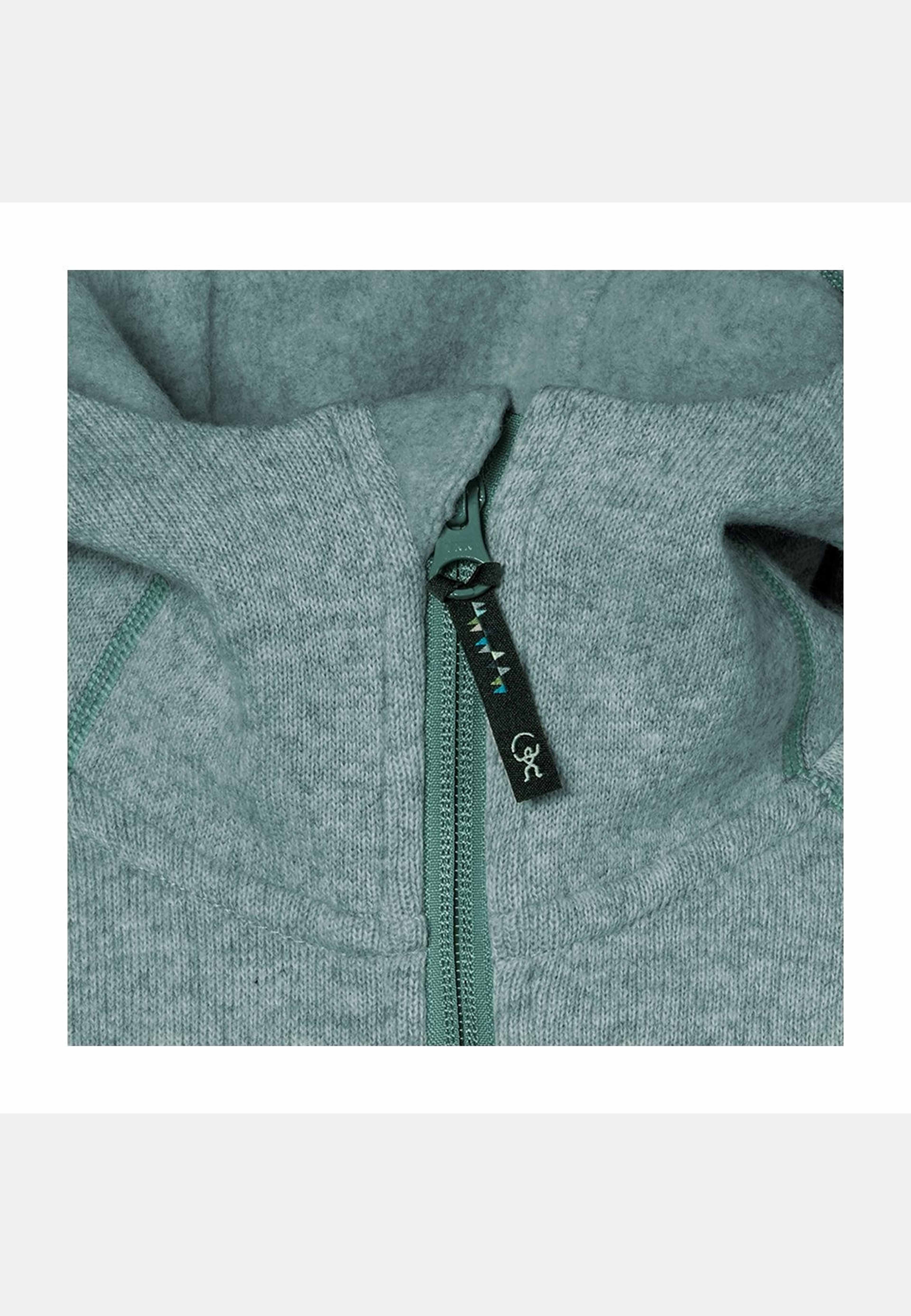 Shaun Hoodie Teens, från ISBJÖRN of Sweden, i färgen pinesilver. Klicka för att öppna bilden i stort format