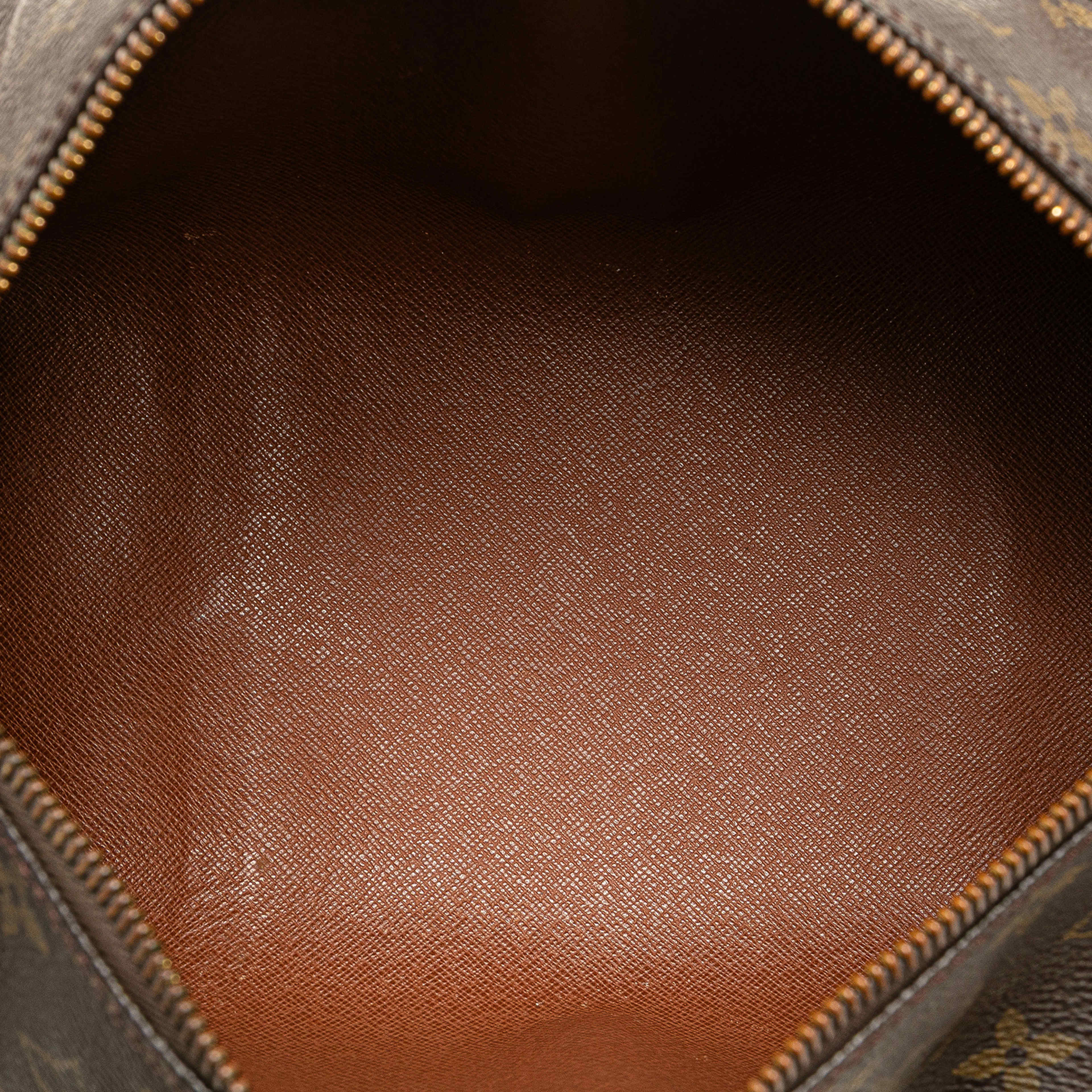 Louis Vuitton Monogram Papillon 30, från Luxclusif, i färgen brown. Klicka för att öppna bilden i stort format