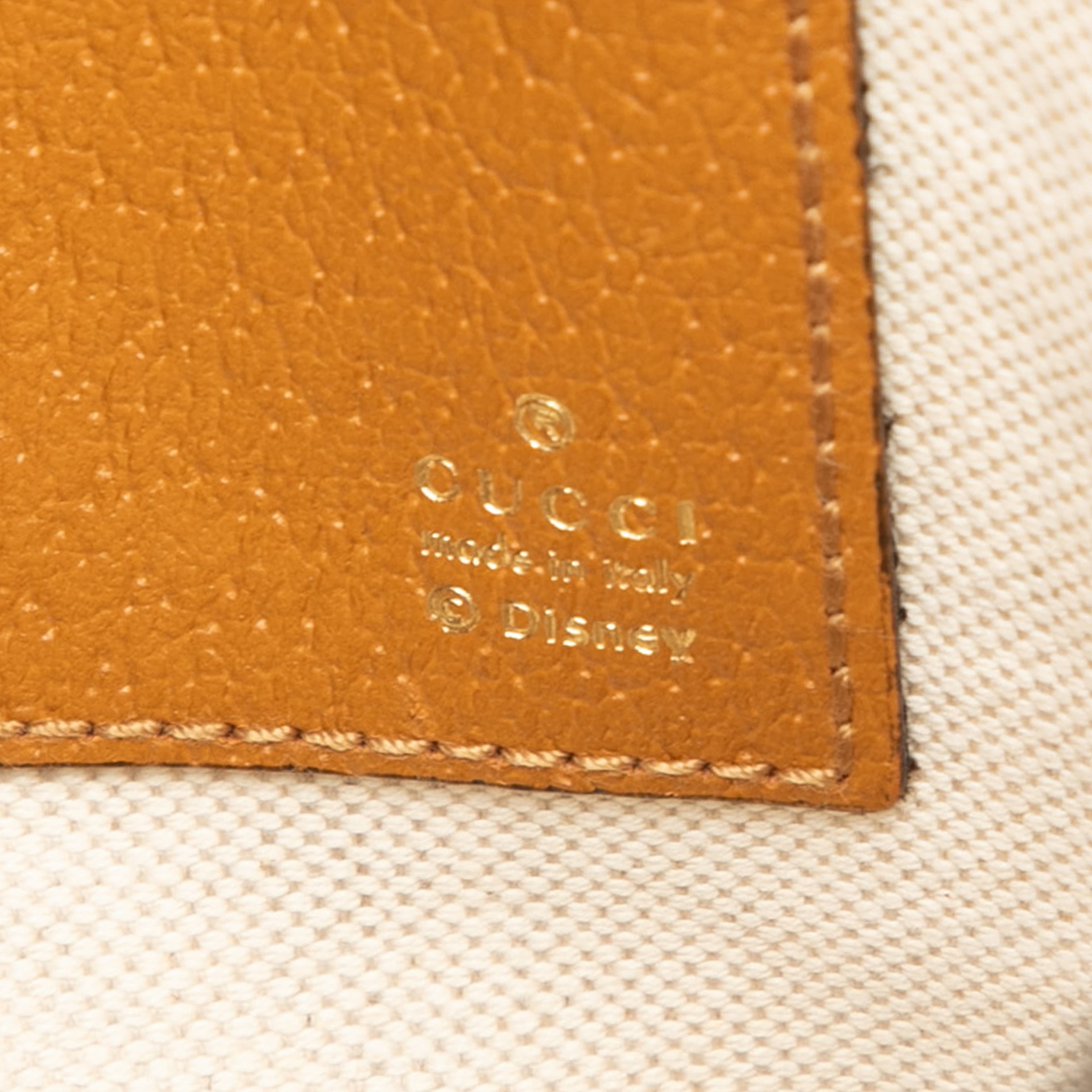 Gucci Disney Micro Gg Supreme Mickey Mouse Clutch, från Luxclusif, i färgen light brown. Klicka för att öppna bilden i stort format