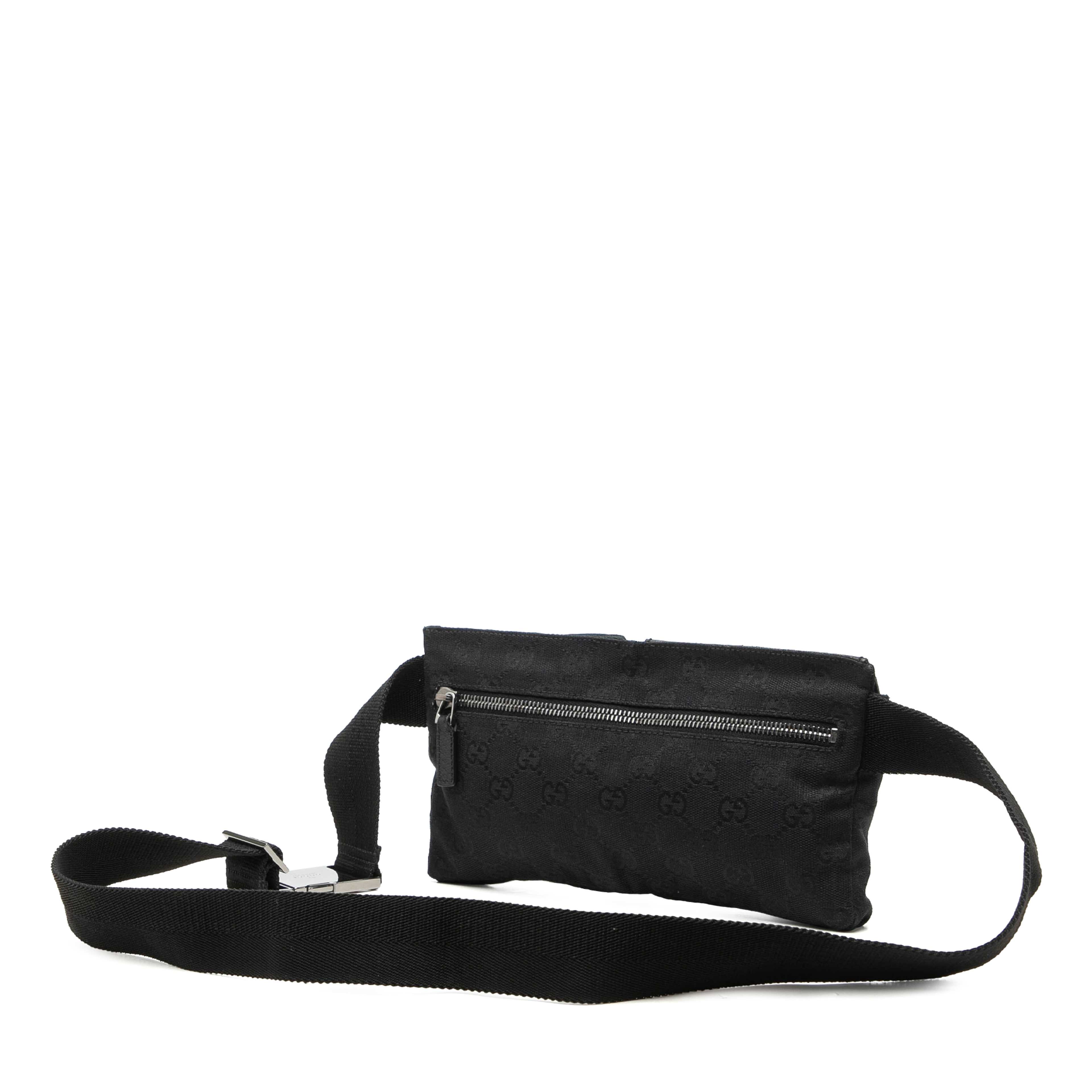 Gucci Gg Canvas Double Pocket Belt Bag, från Luxclusif, i färgen svart. Klicka för att öppna bilden i stort format