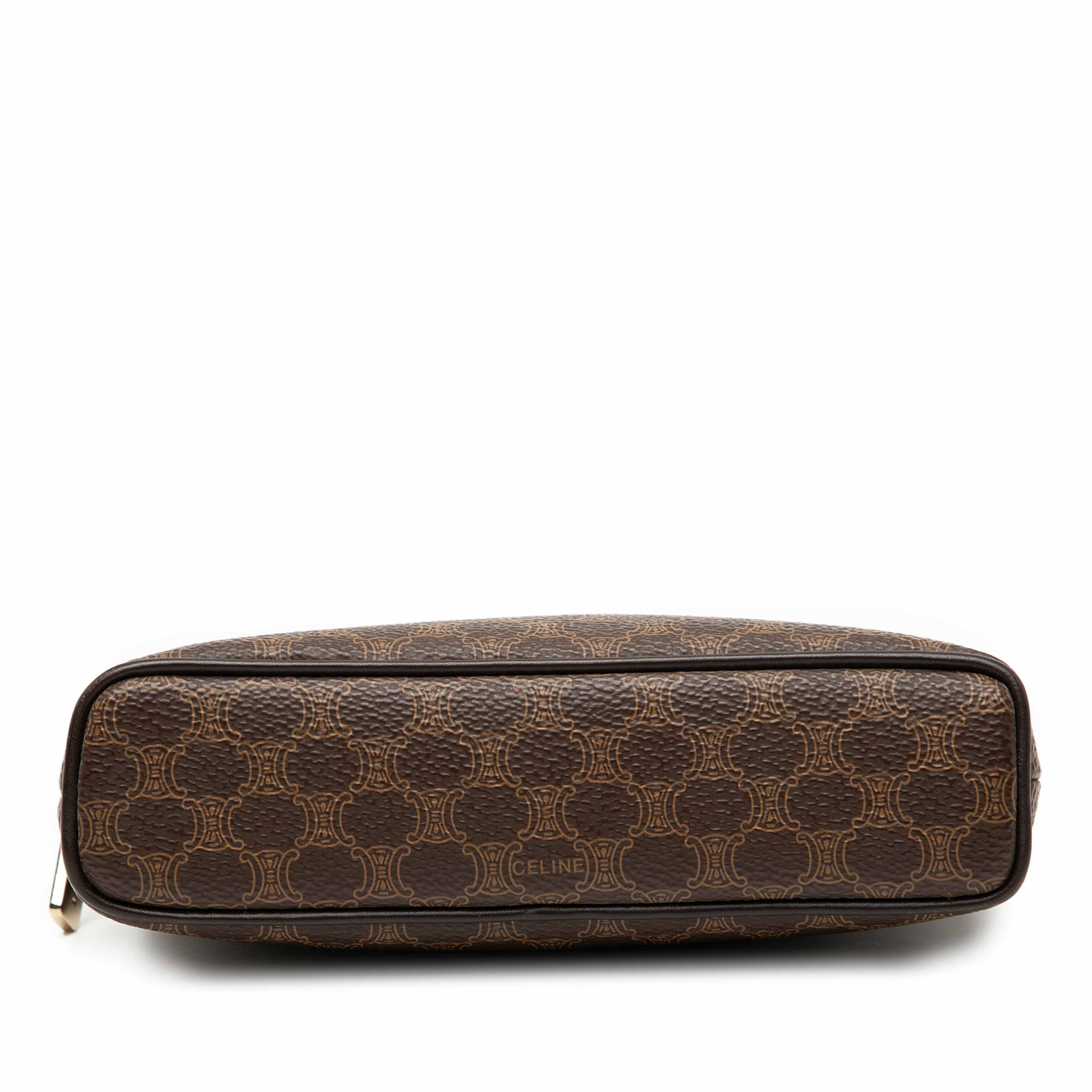 Celine Macadam Coated Canvas Pouch, från Luxclusif, i färgen dark brown. Klicka för att öppna bilden i stort format