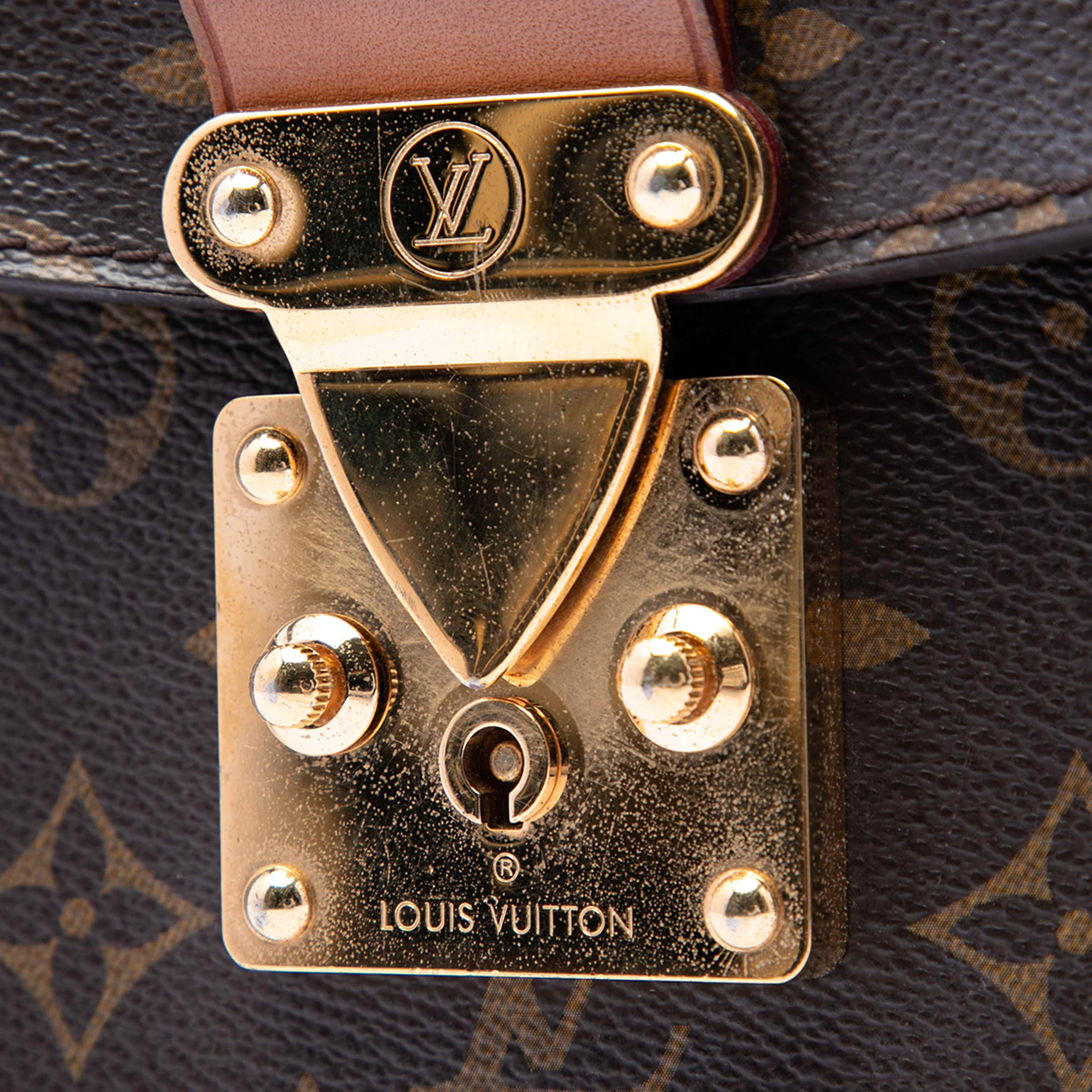 Louis Vuitton Monogram Eden Mm, från Luxclusif, i färgen brown. Klicka för att öppna bilden i stort format