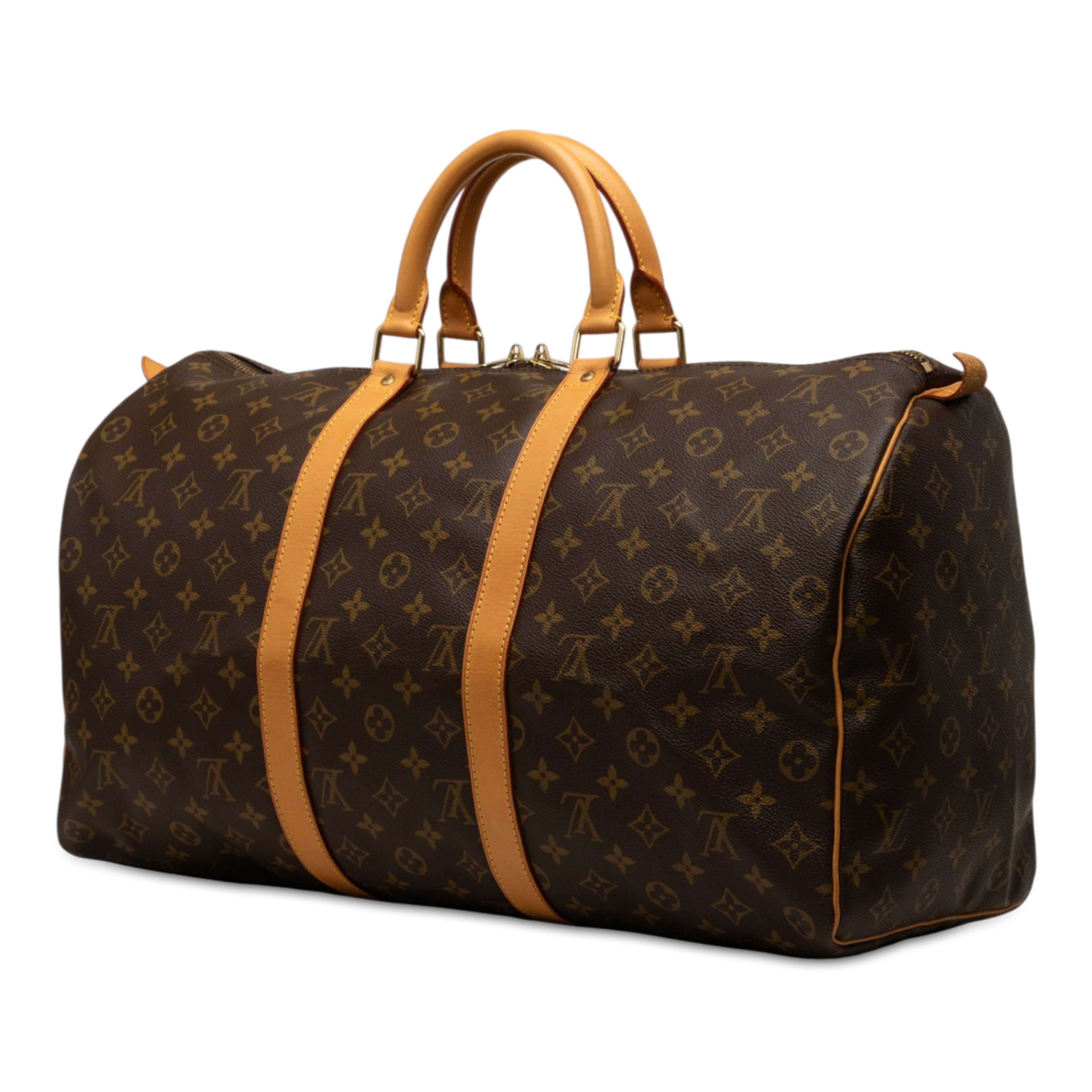 Louis Vuitton Monogram Keepall 50, från Luxclusif, i färgen brun. Klicka för att öppna bilden i stort format