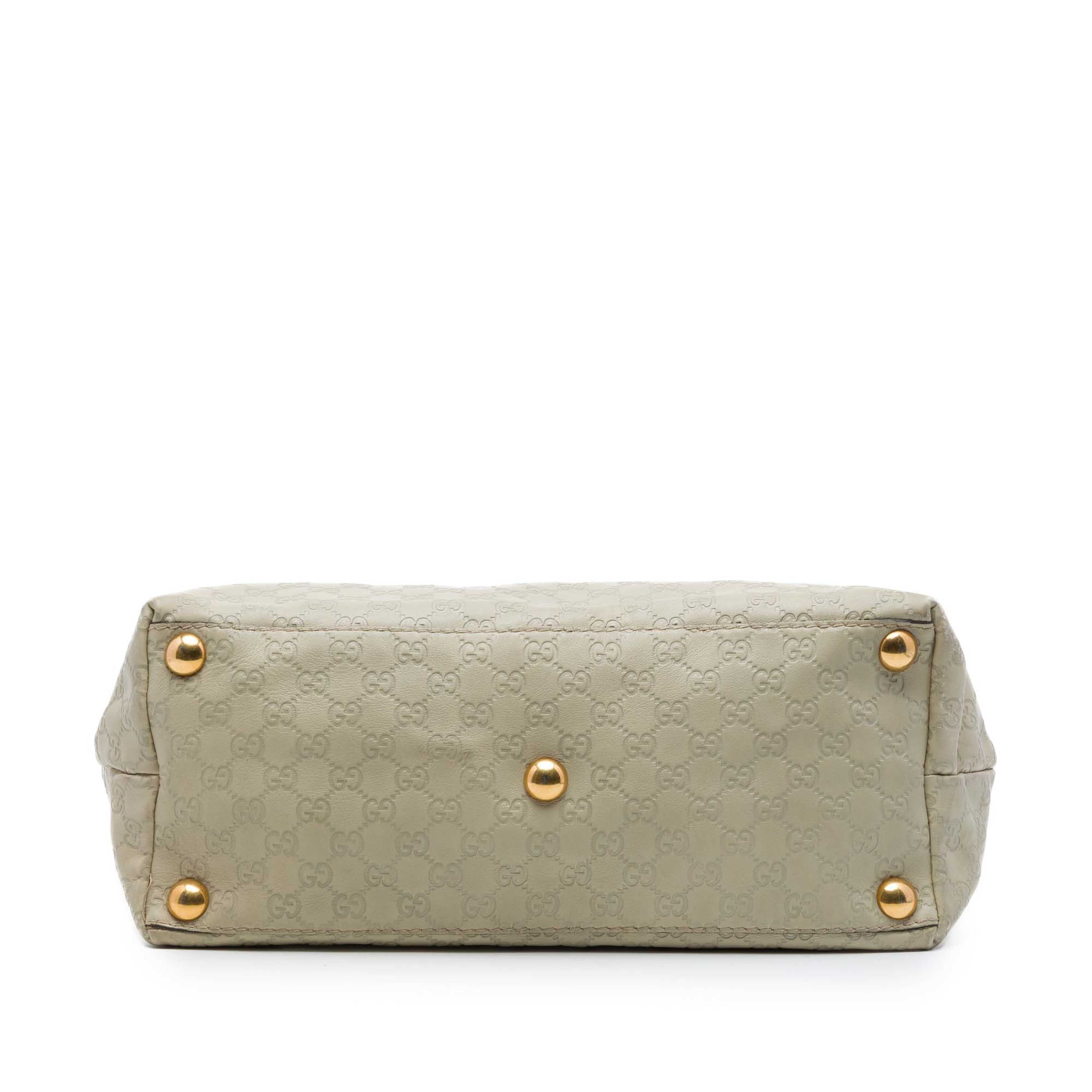 Gucci Guccissima Babouska Tote, från Luxclusif, i färgen vit. Klicka för att öppna bilden i stort format