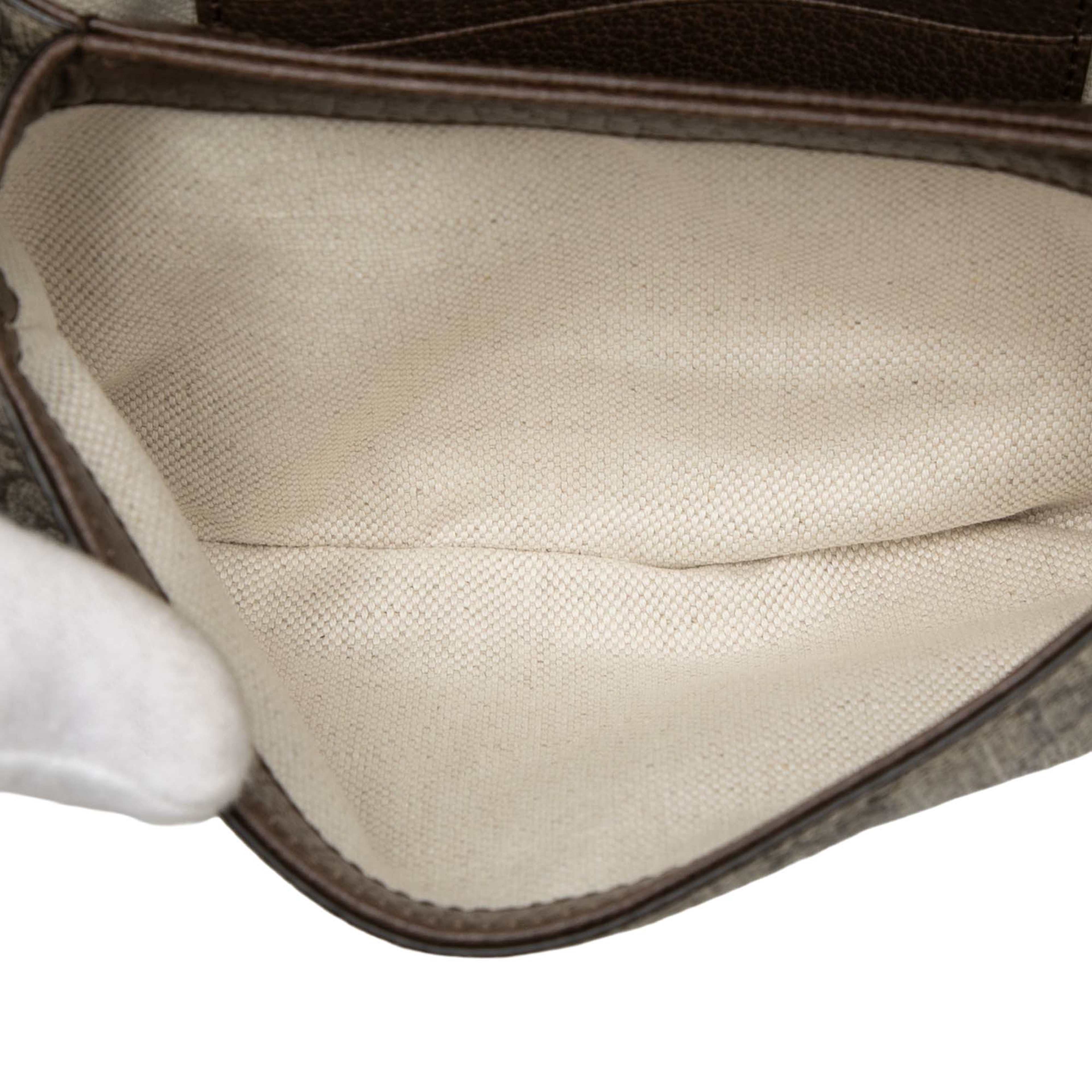 Gucci Gg Supreme Blondie Belt Bag, från Luxclusif, i färgen beige. Klicka för att öppna bilden i stort format