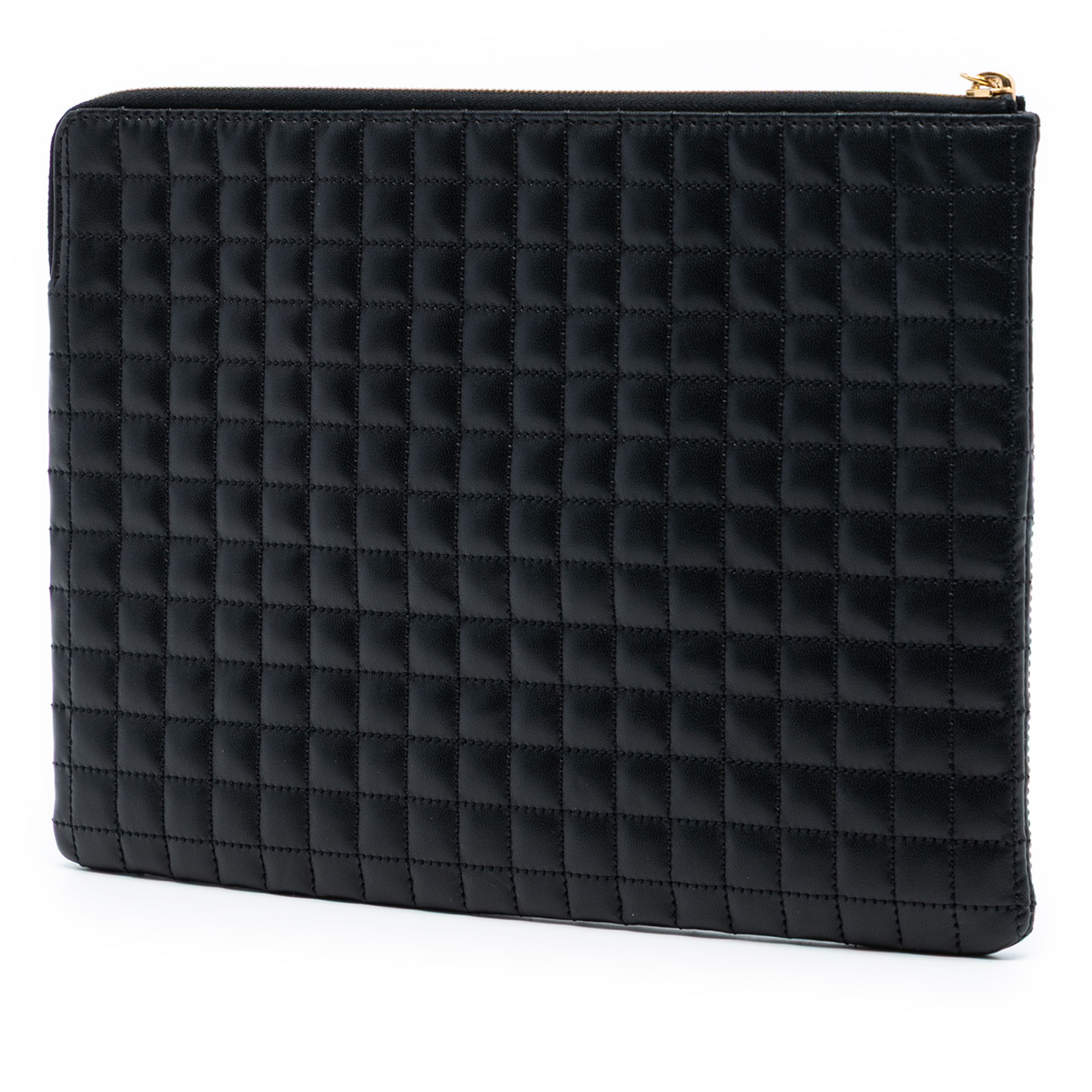 Celine Quilted Calfskin C Charm Pouch, från Luxclusif, i färgen black. Klicka för att öppna bilden i stort format
