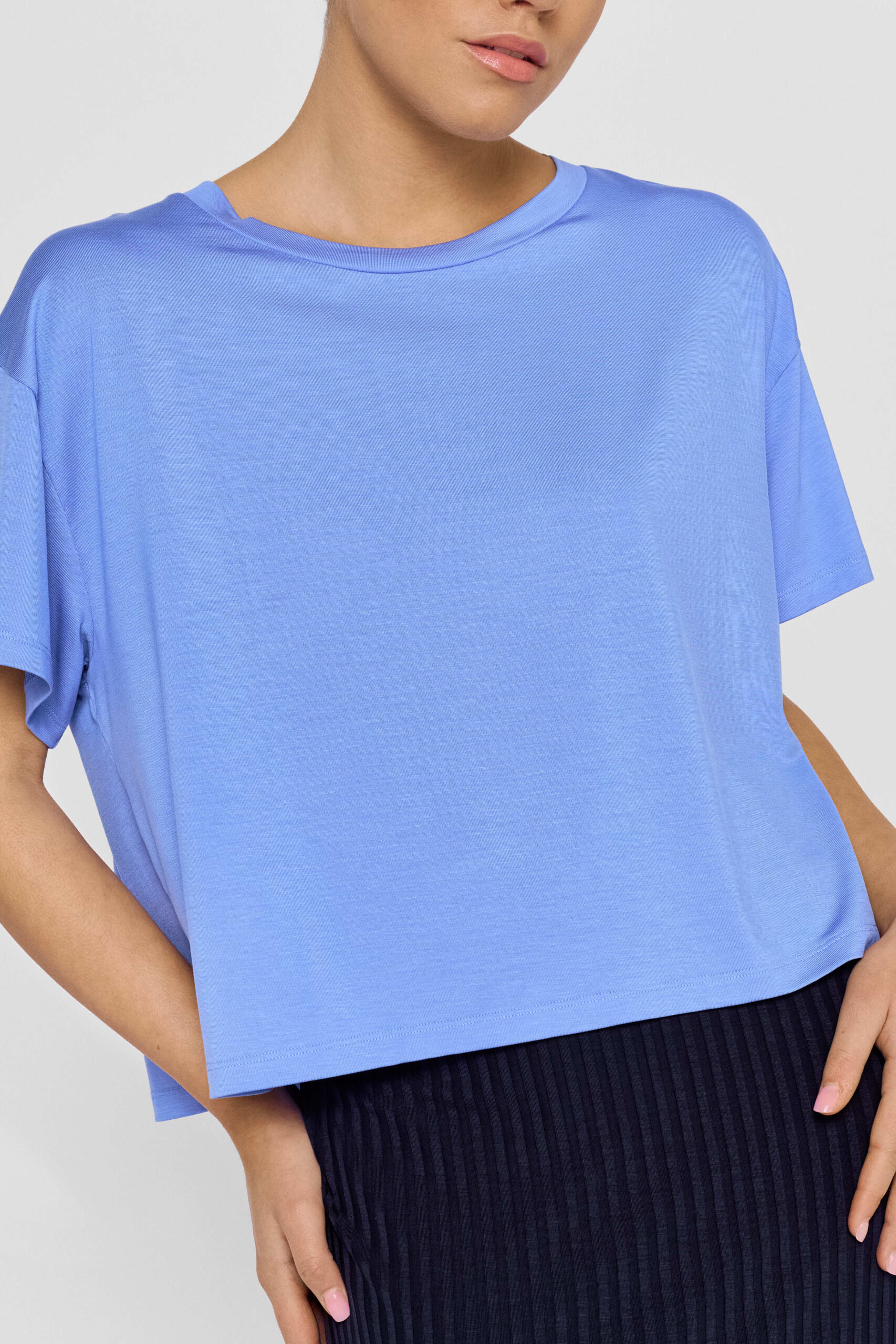 Gwynet Tee - Azure