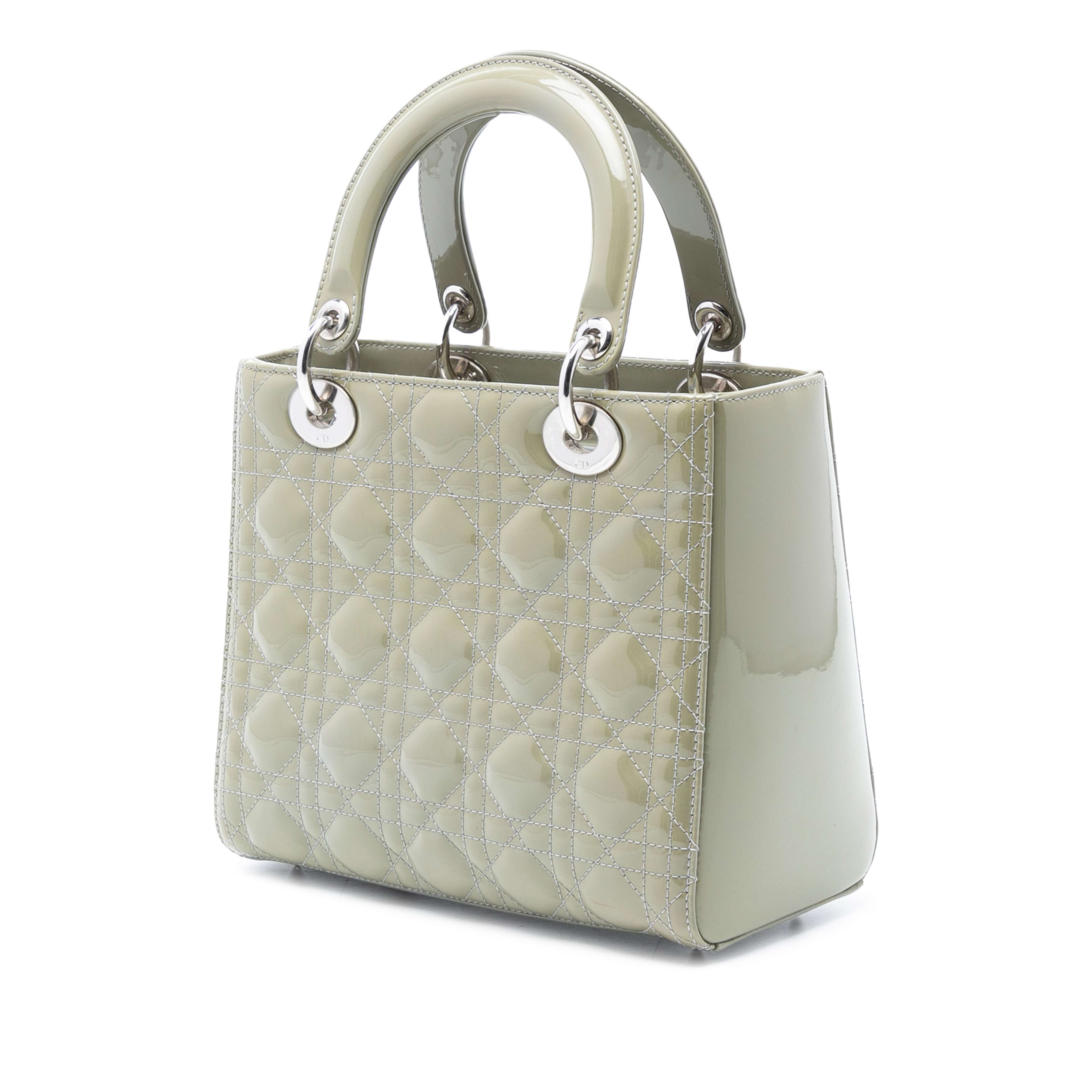 Dior Medium Patent Cannage Lady Dior, från Luxclusif, i färgen mint. Klicka för att öppna bilden i stort format