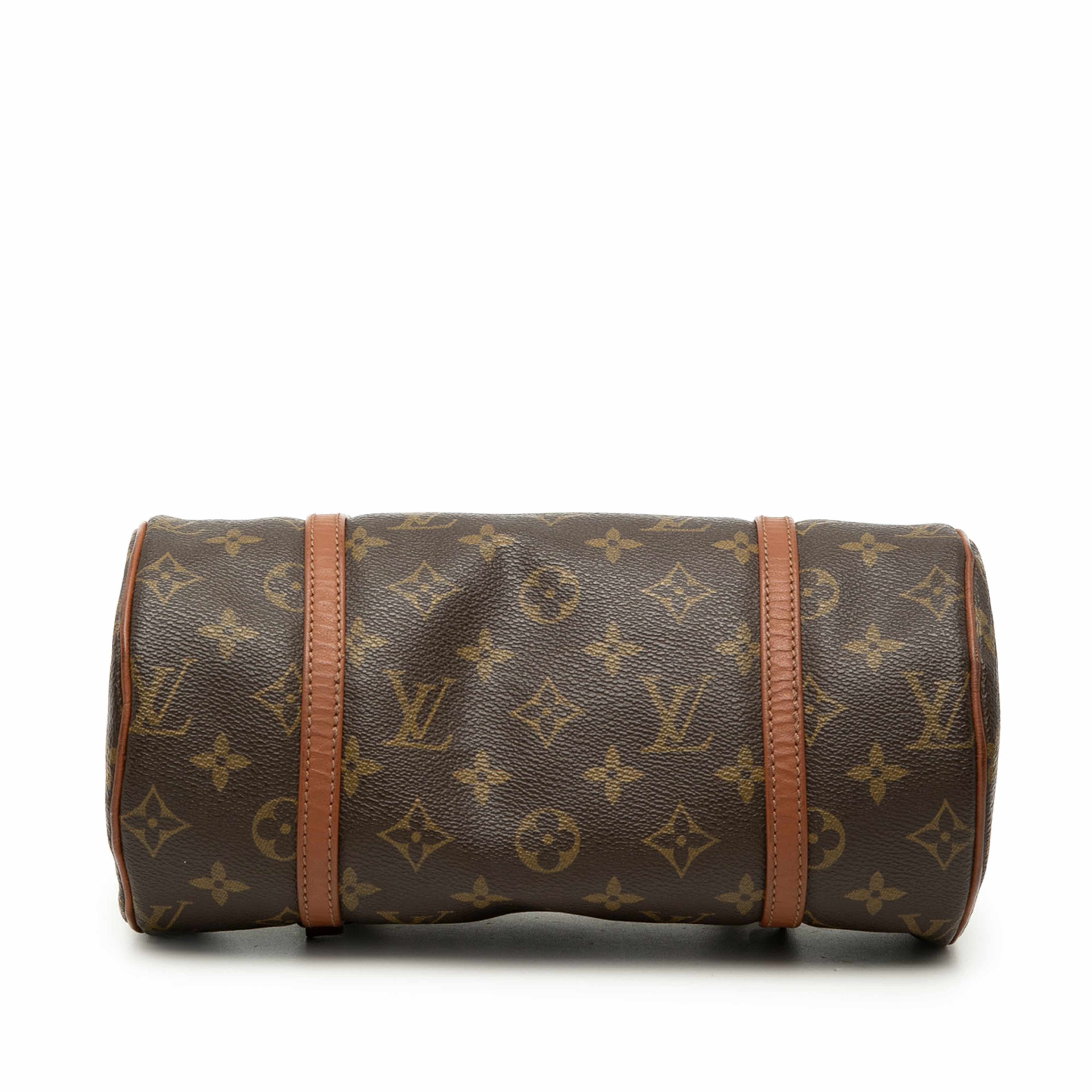Louis Vuitton Monogram Papillon 26, från Luxclusif, i färgen brun. Klicka för att öppna bilden i stort format