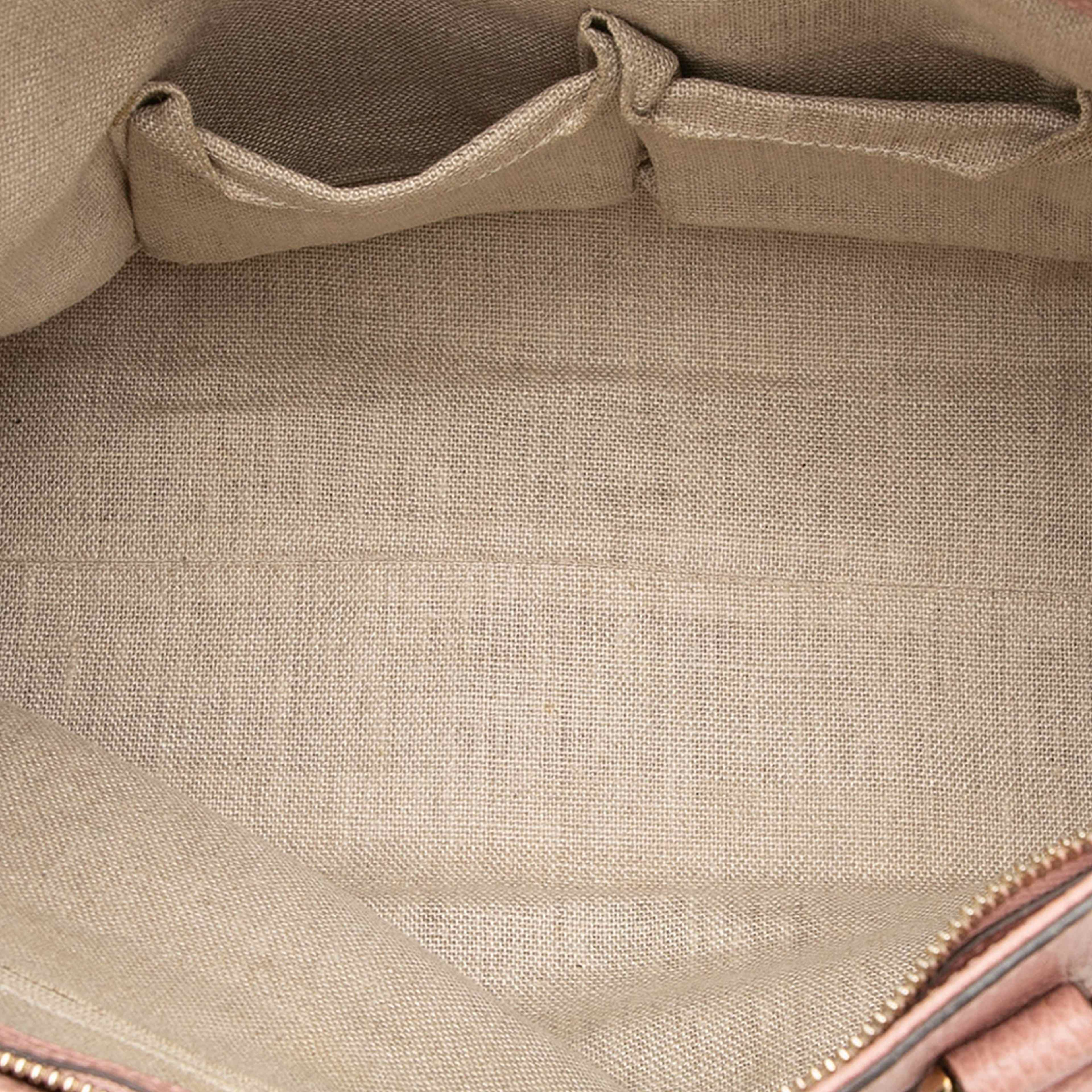 Gucci Leather Bamboo Tassel Satchel, från Luxclusif, i färgen light pink. Klicka för att öppna bilden i stort format