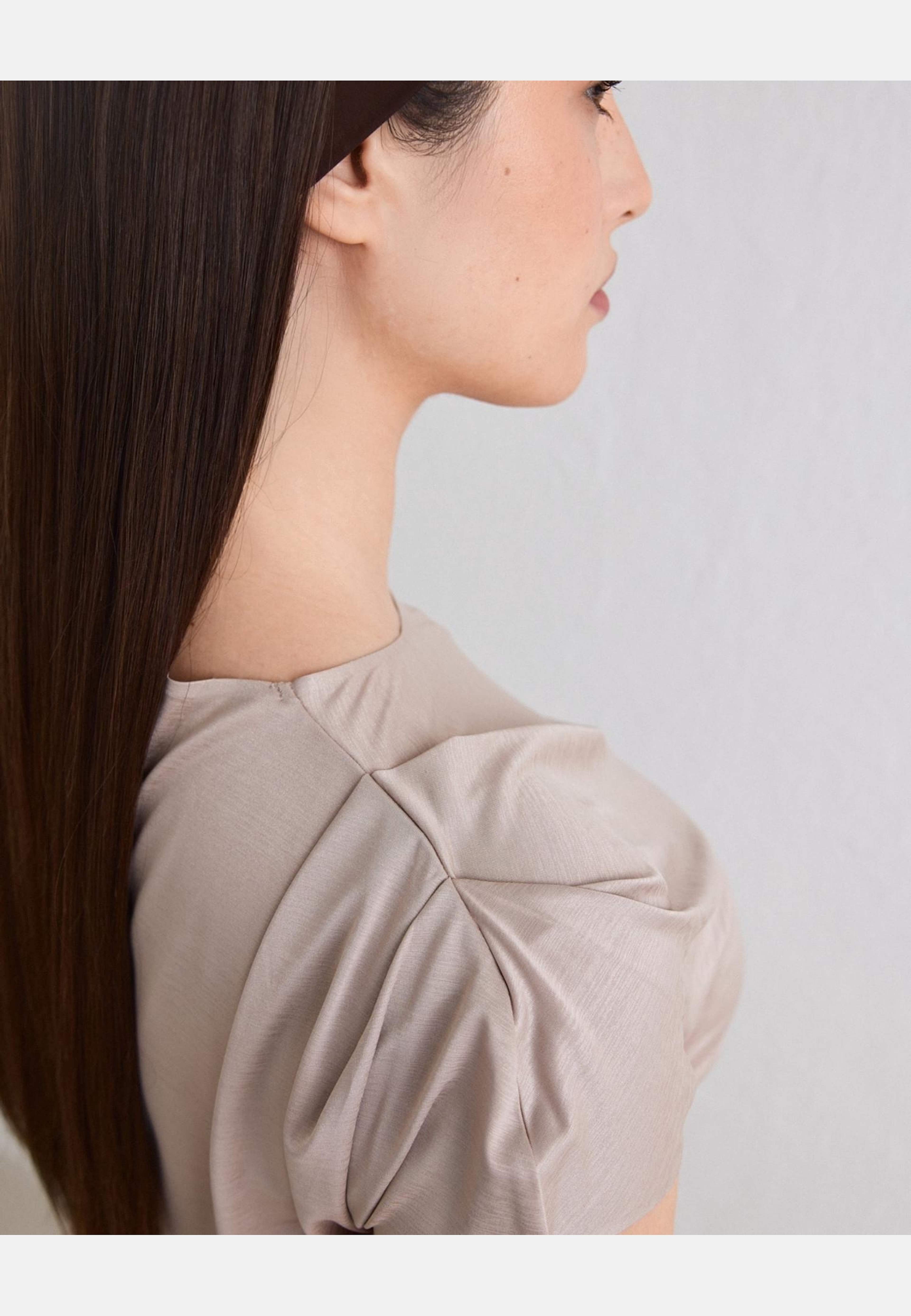 Luminous Draped Short Sleeve, från aim'n, i färgen dark clay. Klicka för att öppna bilden i stort format