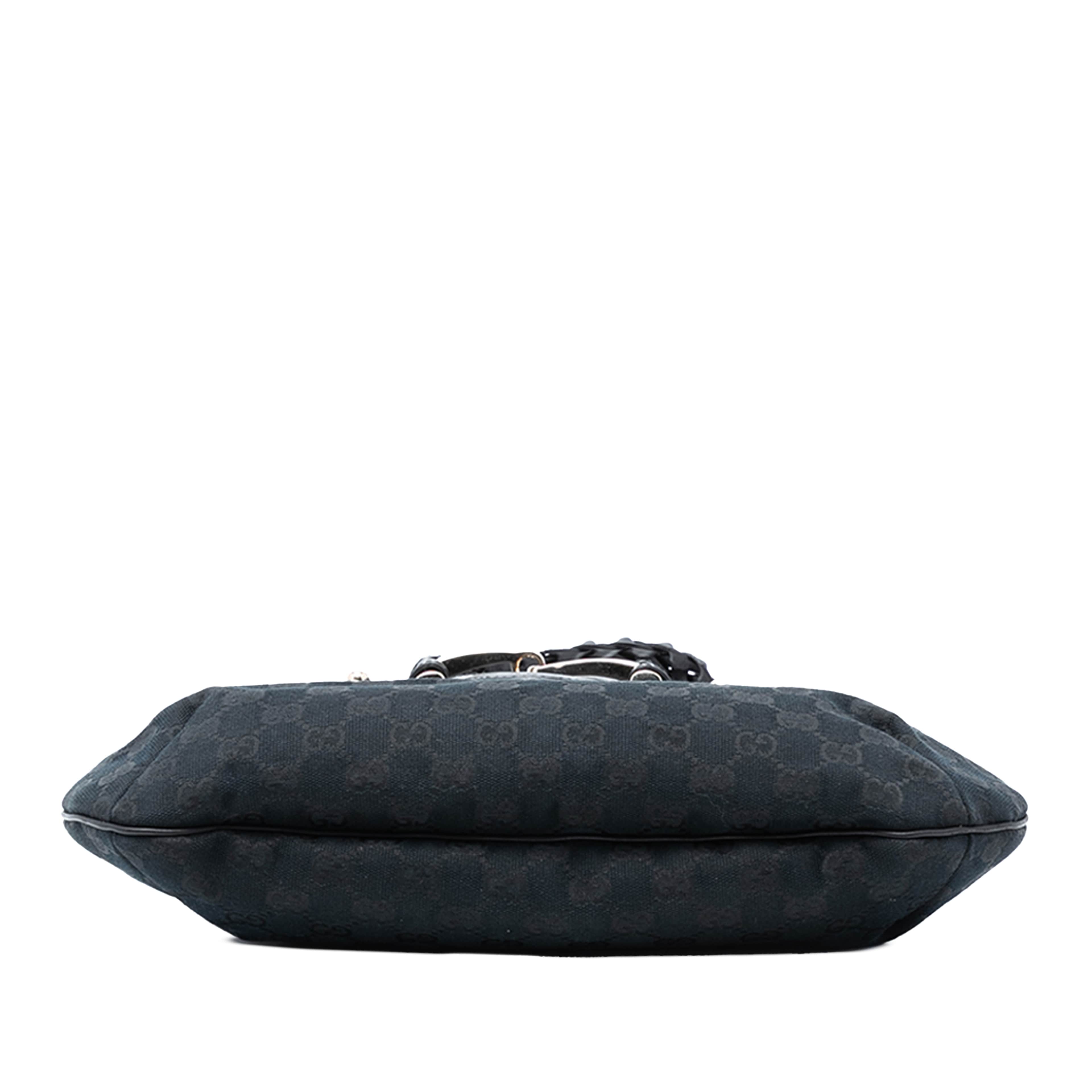 Gucci Gg Canvas Horsebit Hobo, från Luxclusif, i färgen black. Klicka för att öppna bilden i stort format