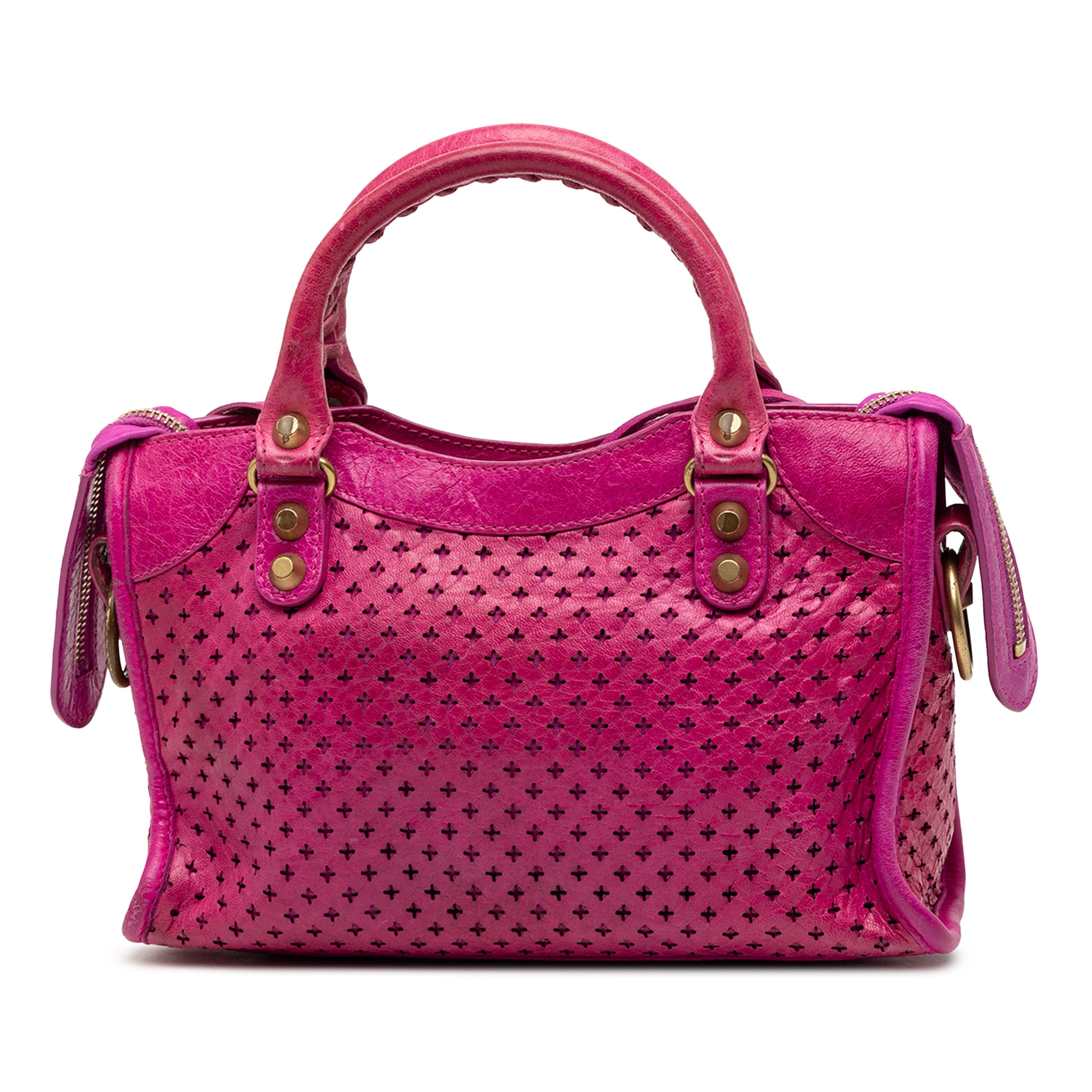 Balenciaga Mini Lambskin Motocross Stadio Laser Cut Cross Classic City Satchel, från Luxclusif, i färgen hot pink. Klicka för att öppna bilden i stort format