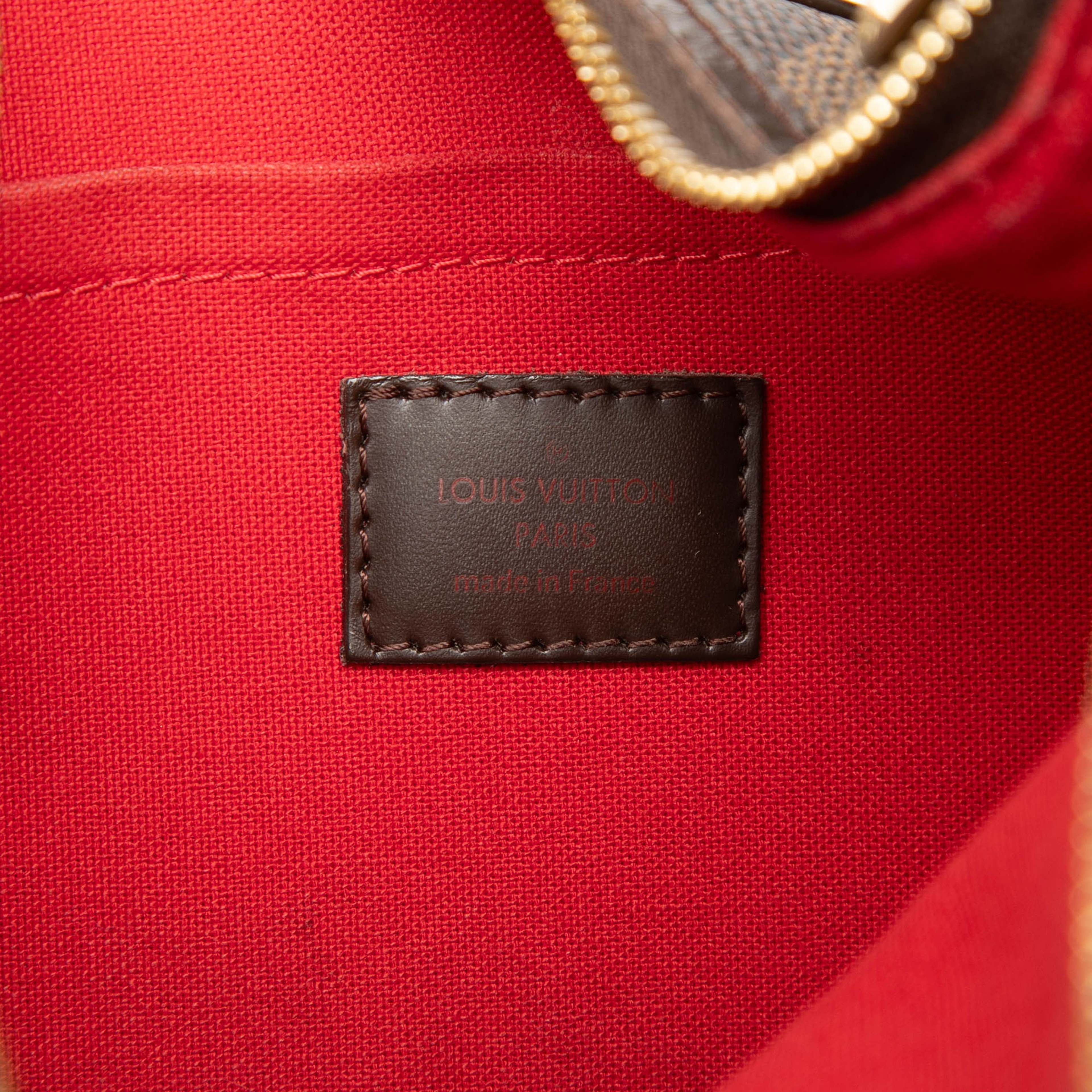 Louis Vuitton Damier Ebene Thames Gm, från Luxclusif, i färgen brown. Klicka för att öppna bilden i stort format