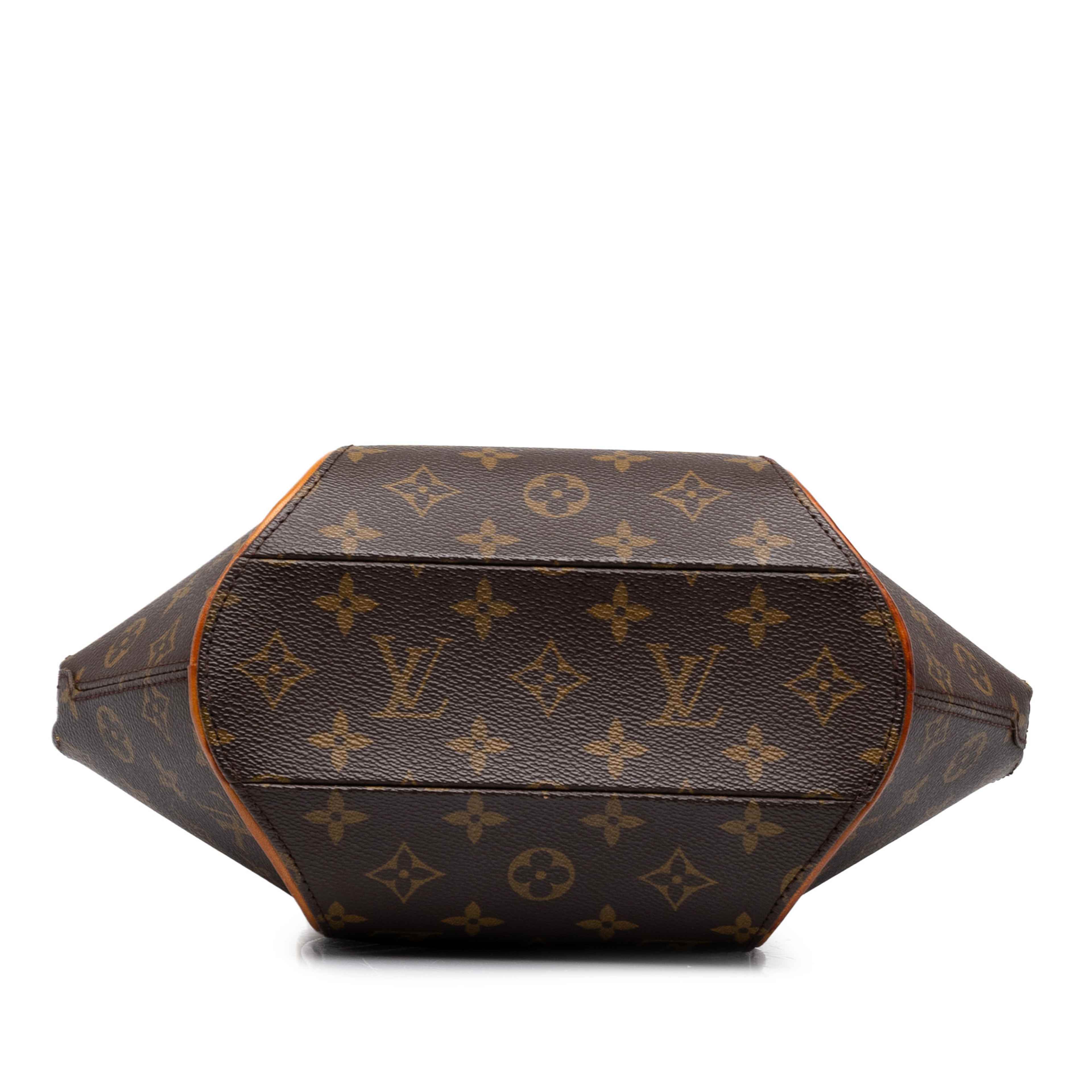 Louis Vuitton Monogram Ellipse Pm, från Luxclusif, i färgen brun. Klicka för att öppna bilden i stort format
