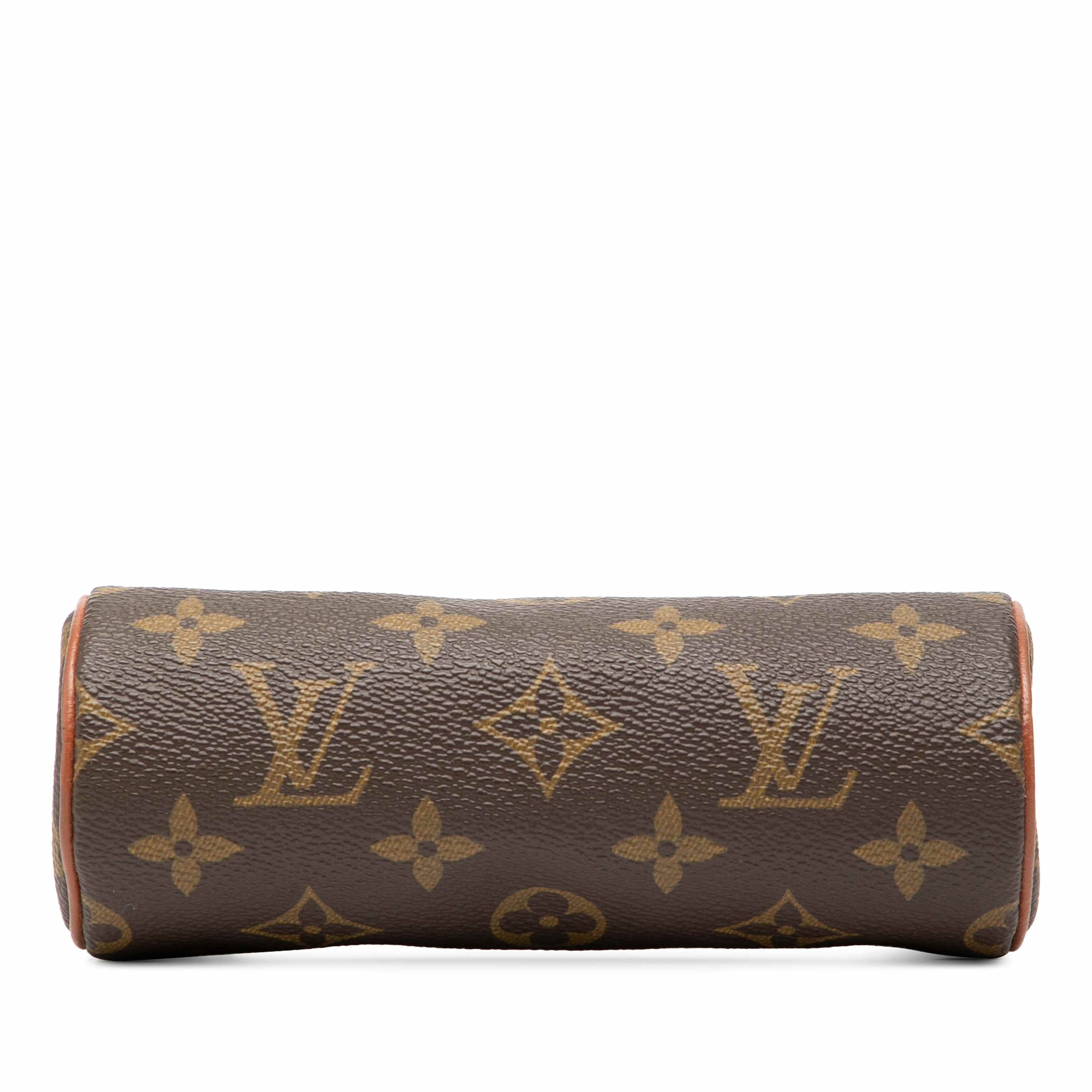 Louis Vuitton Monogram Papillon Pochette, från Luxclusif, i färgen brown. Klicka för att öppna bilden i stort format
