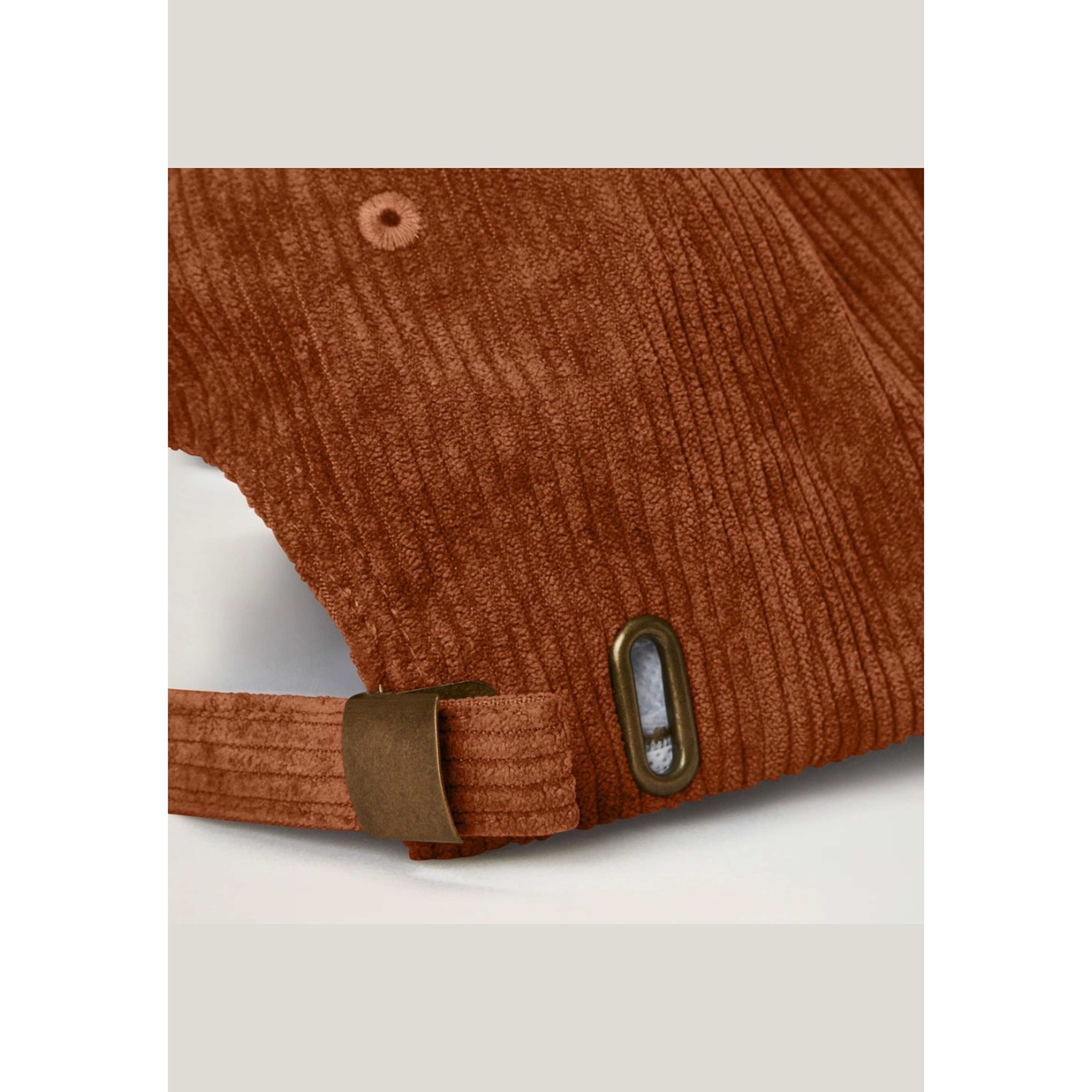 Baseball Cap Manchester - Vuxen, från BabyMocs, i färgen brown. Klicka för att öppna bilden i stort format