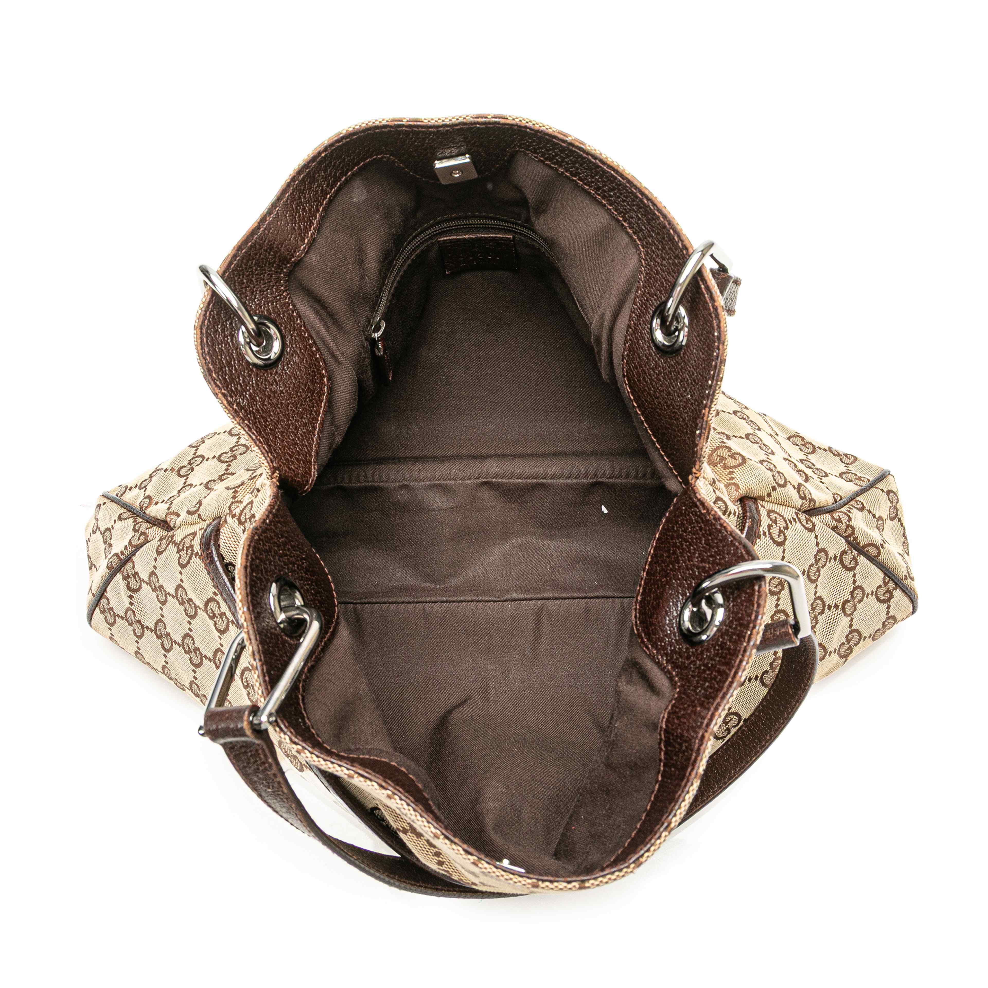 Gucci Gg Canvas Eclipse Tote, från Luxclusif, i färgen beige. Klicka för att öppna bilden i stort format