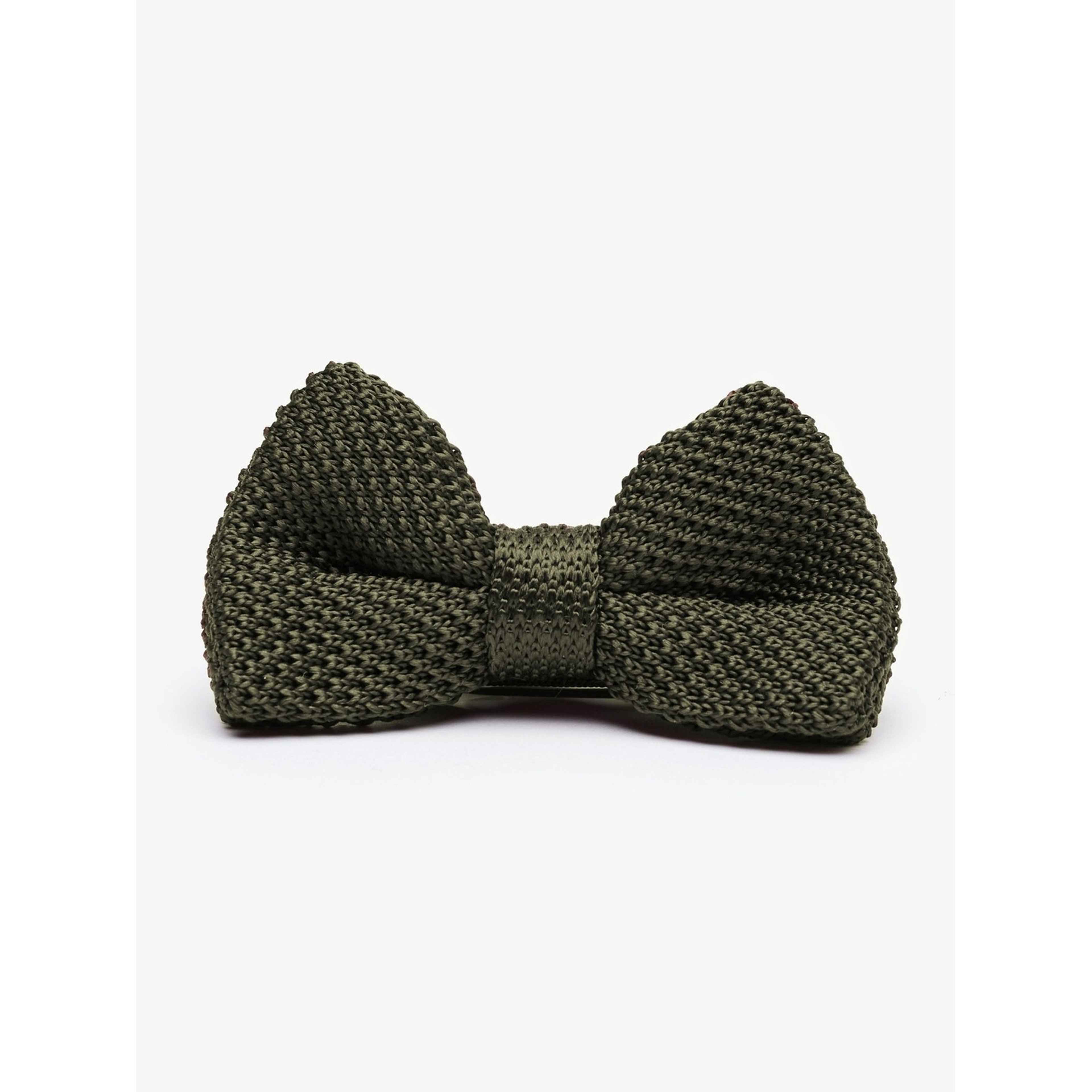 Knitted Bow Tie