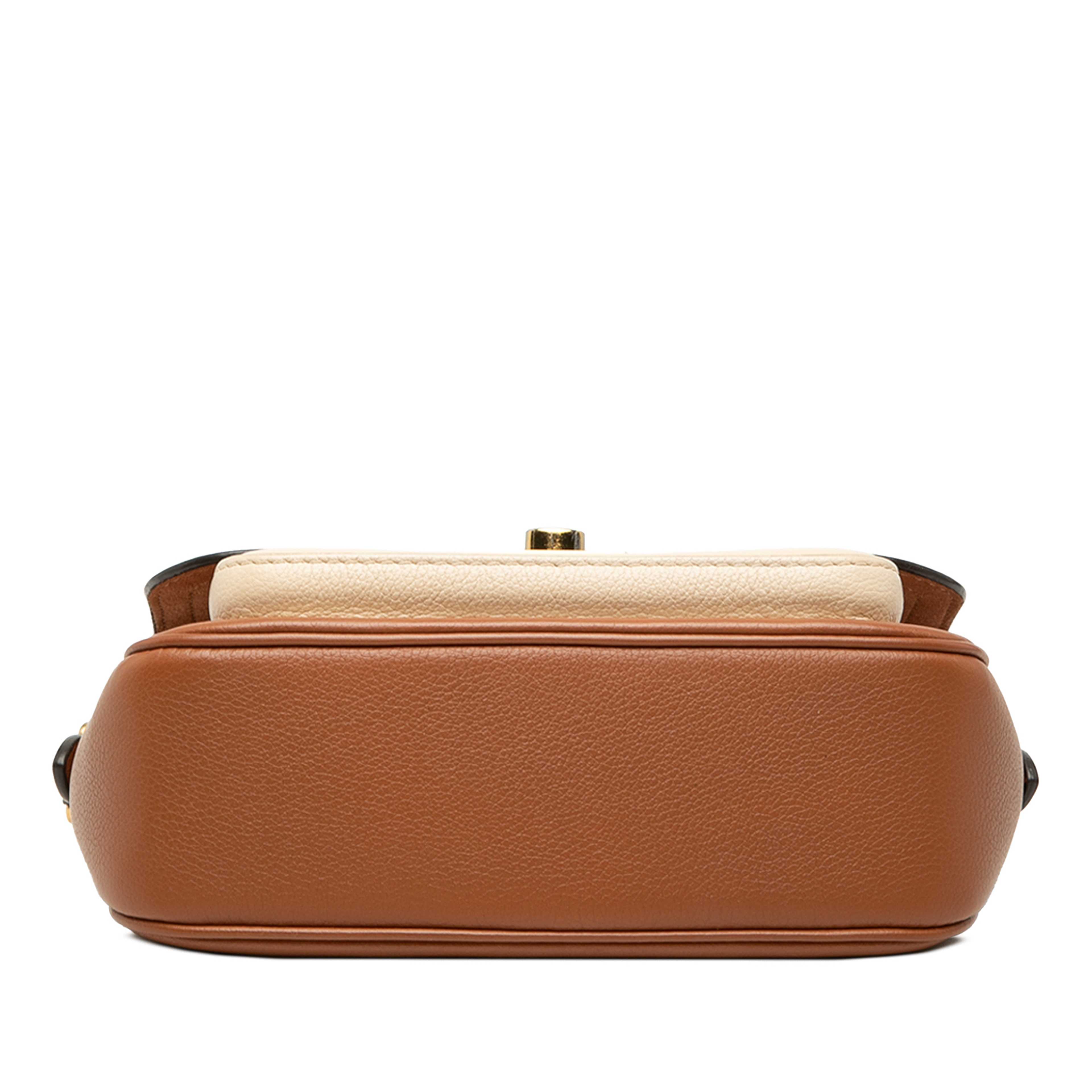 Louis Vuitton Grained Calfskin Lockme Tender, från Luxclusif, i färgen brun. Klicka för att öppna bilden i stort format