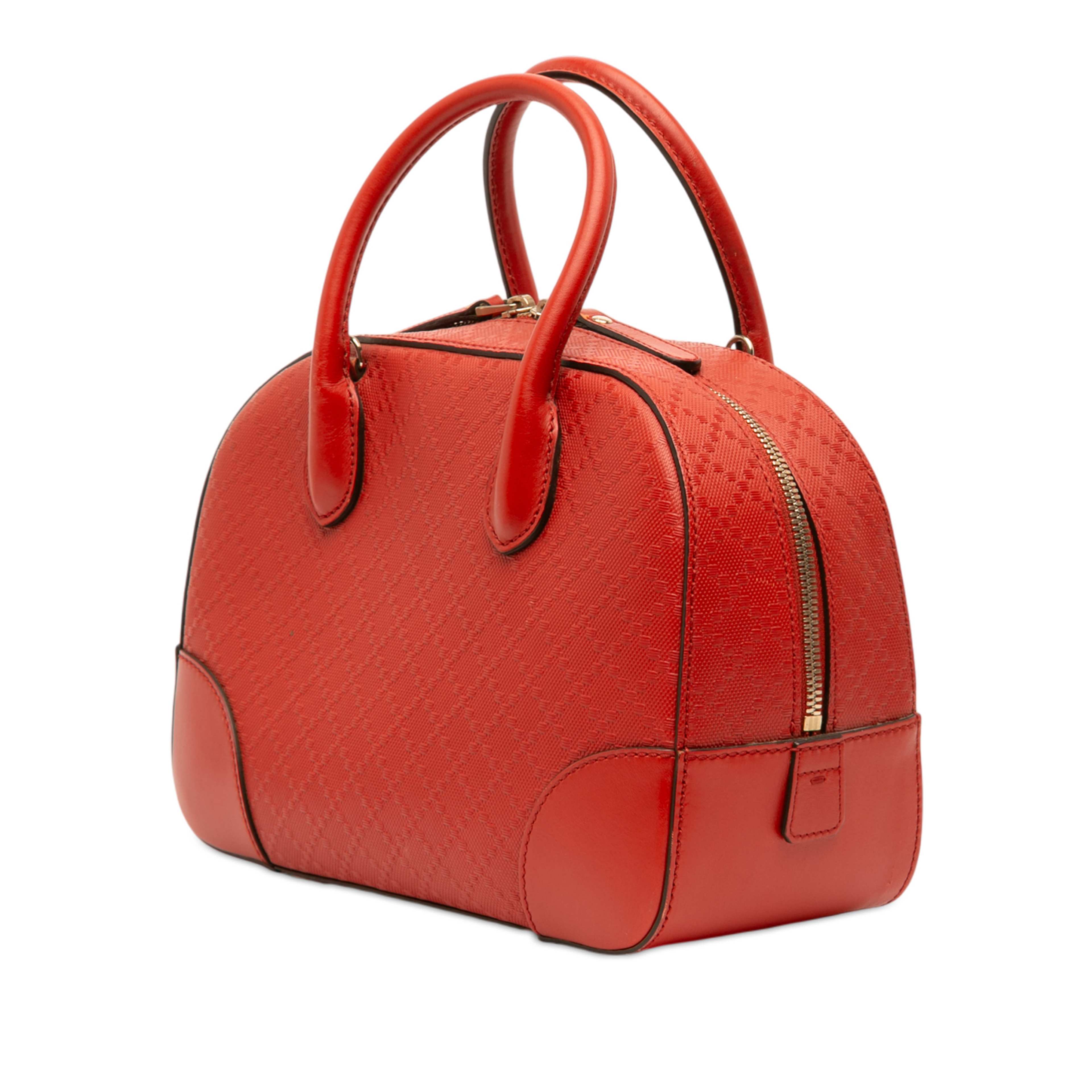 Gucci Diamante Bright Leather Satchel, från Luxclusif, i färgen röd. Klicka för att öppna bilden i stort format