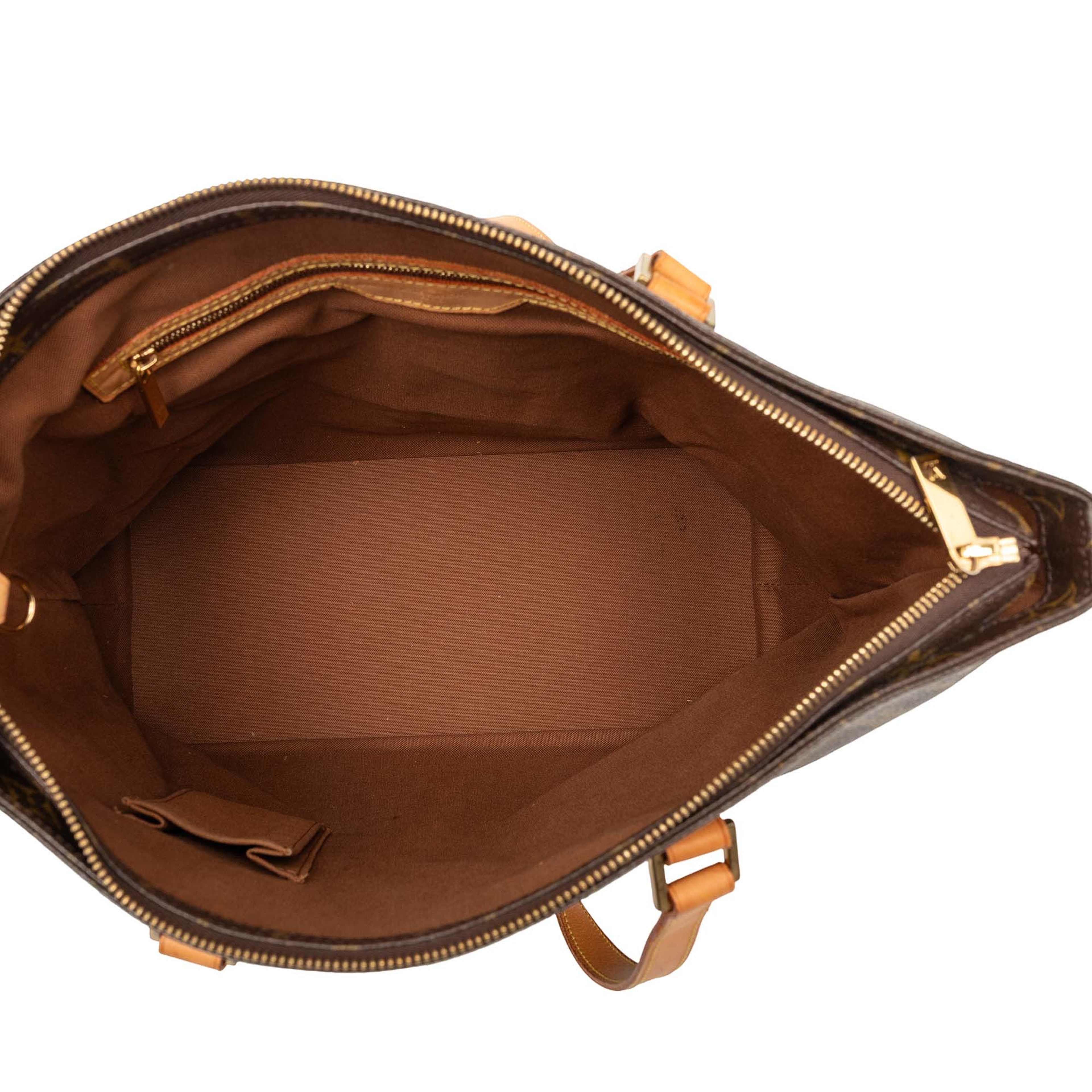 Louis Vuitton Monogram Cabas Mezzo, från Luxclusif, i färgen brun. Klicka för att öppna bilden i stort format