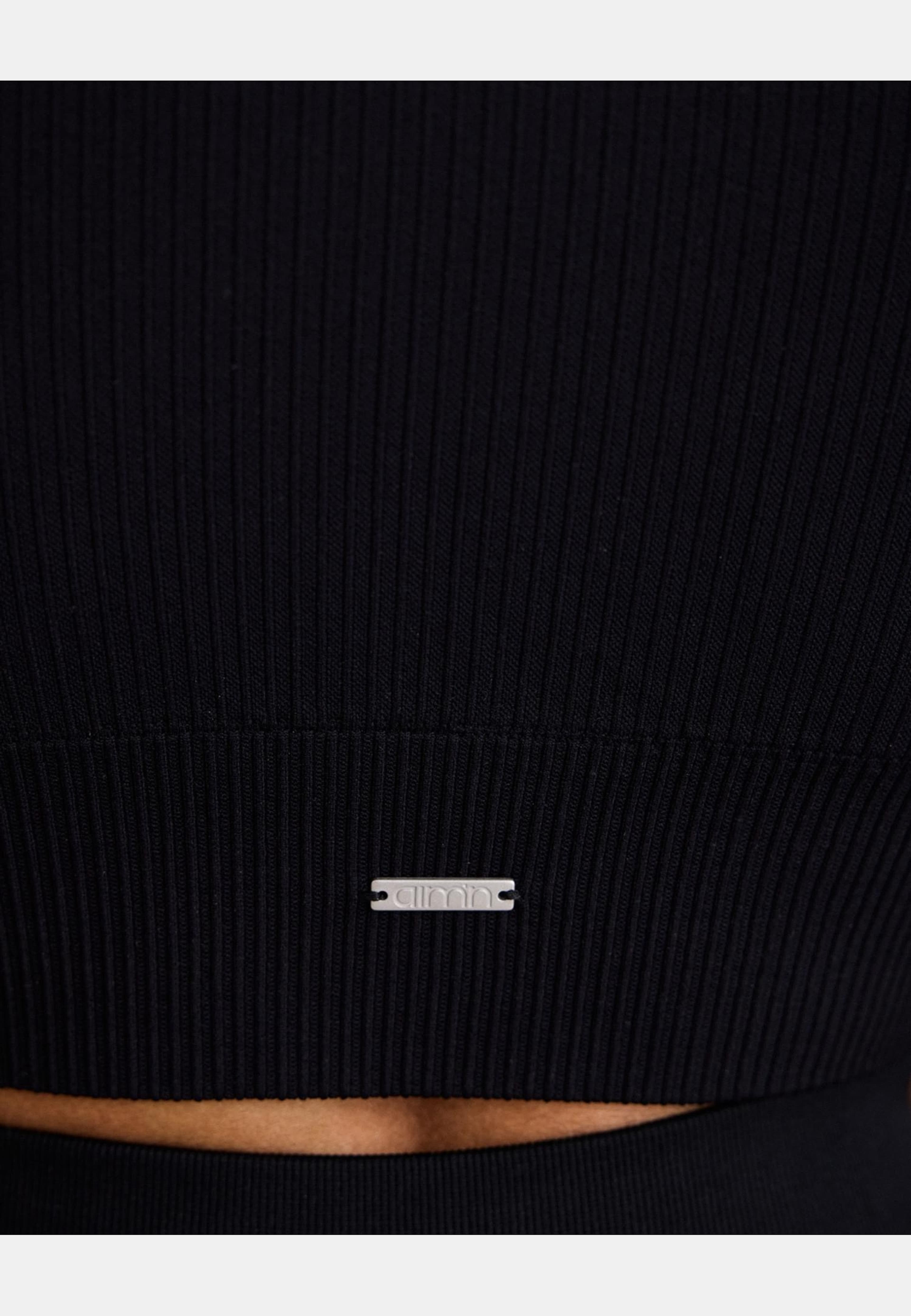 Ribbed Seamless Crop Top, från aim'n, i färgen black. Klicka för att öppna bilden i stort format