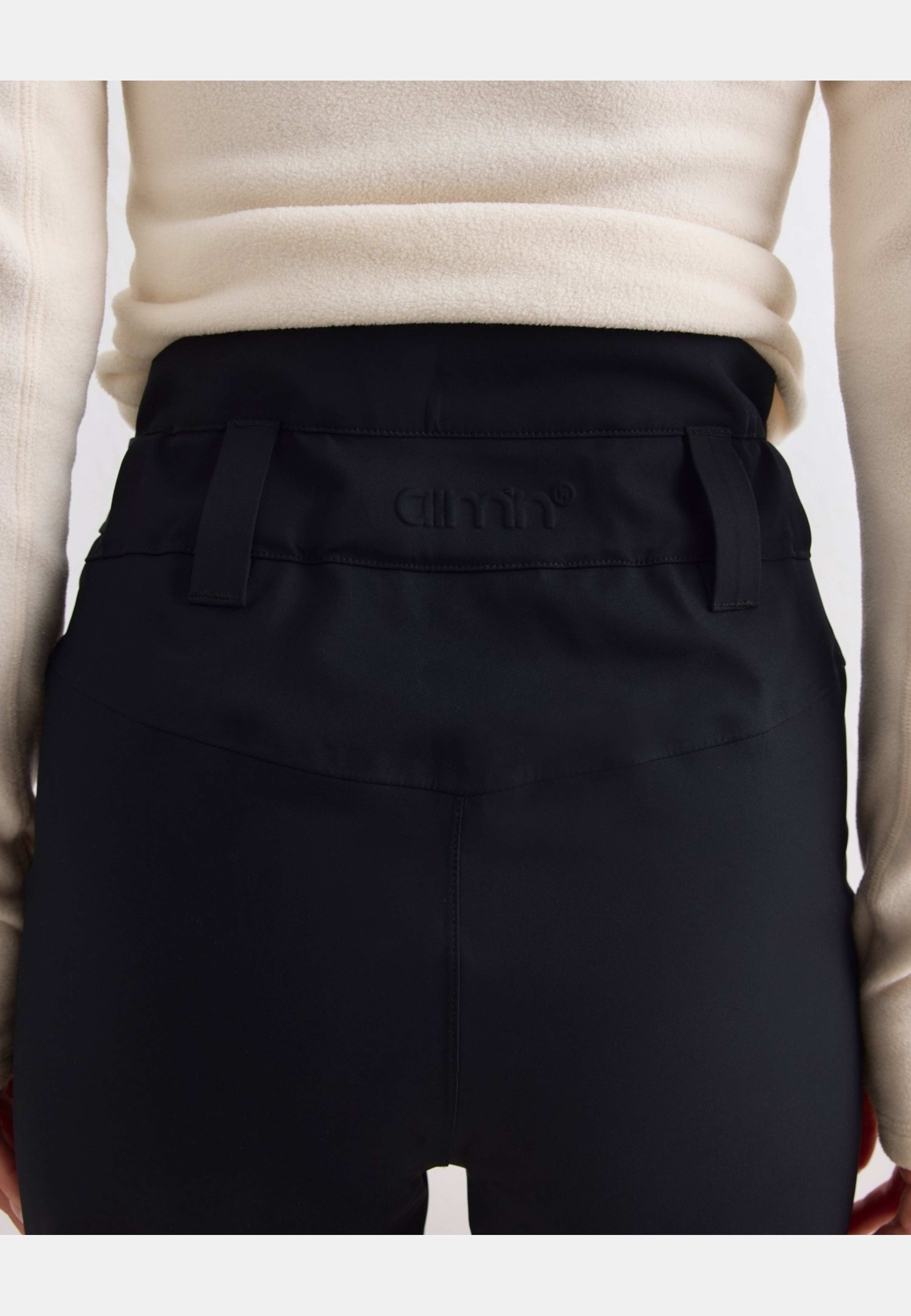 3l Sierra Pants, från aim'n, i färgen black. Klicka för att öppna bilden i stort format