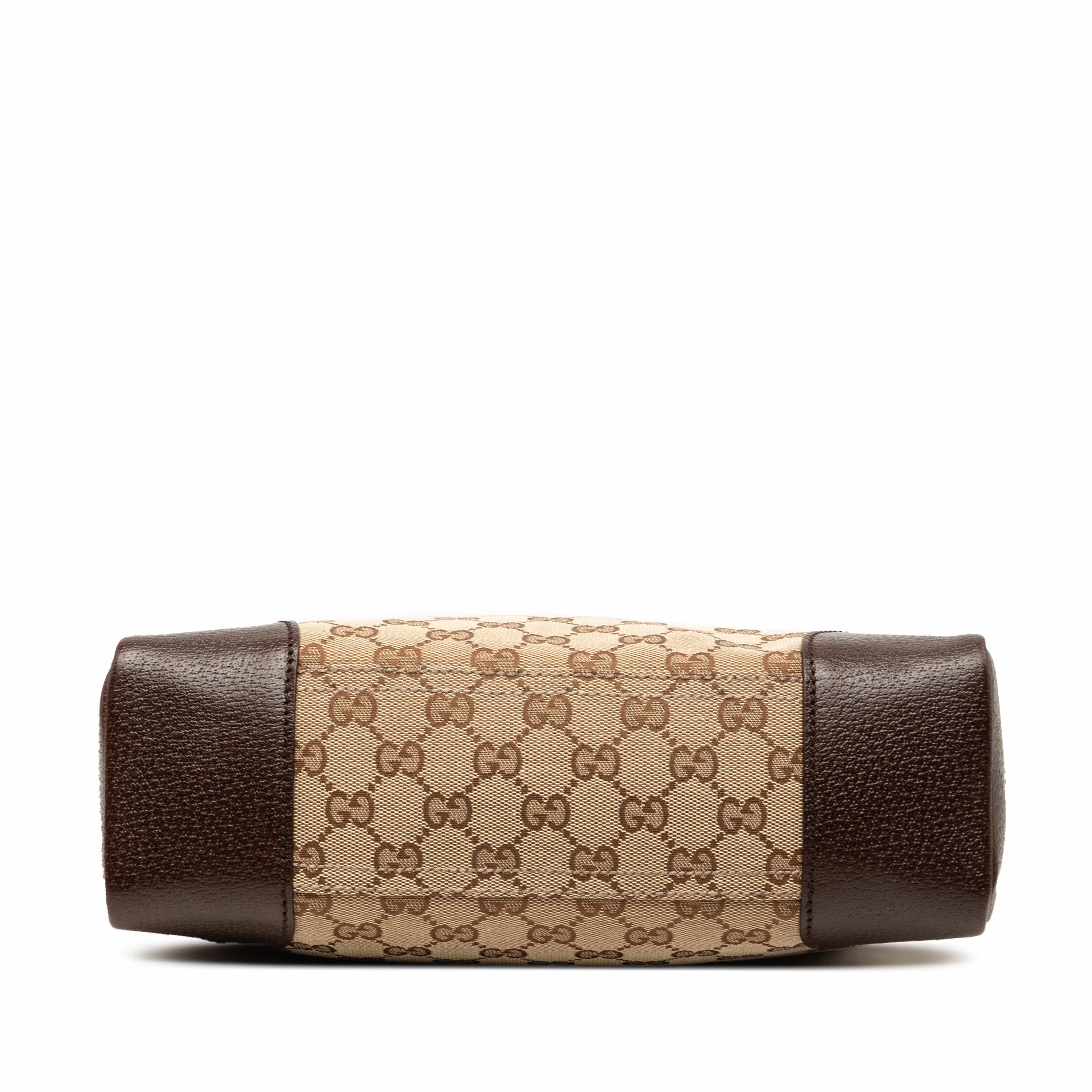 Gucci Gg Canvas Crossbody, från Luxclusif, i färgen beige. Klicka för att öppna bilden i stort format