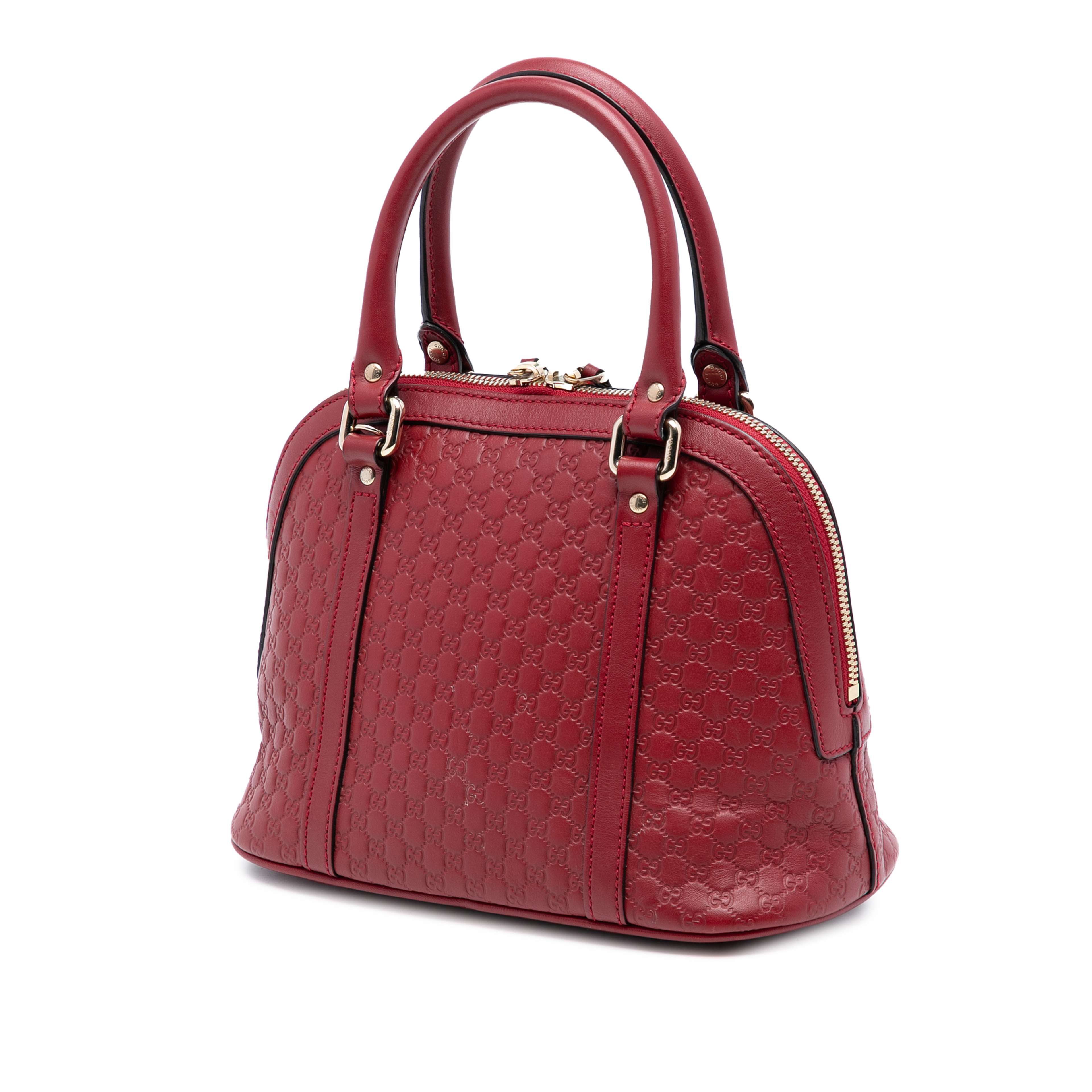 Gucci Mini Microguccissima Dome Satchel, från Luxclusif, i färgen red. Klicka för att öppna bilden i stort format