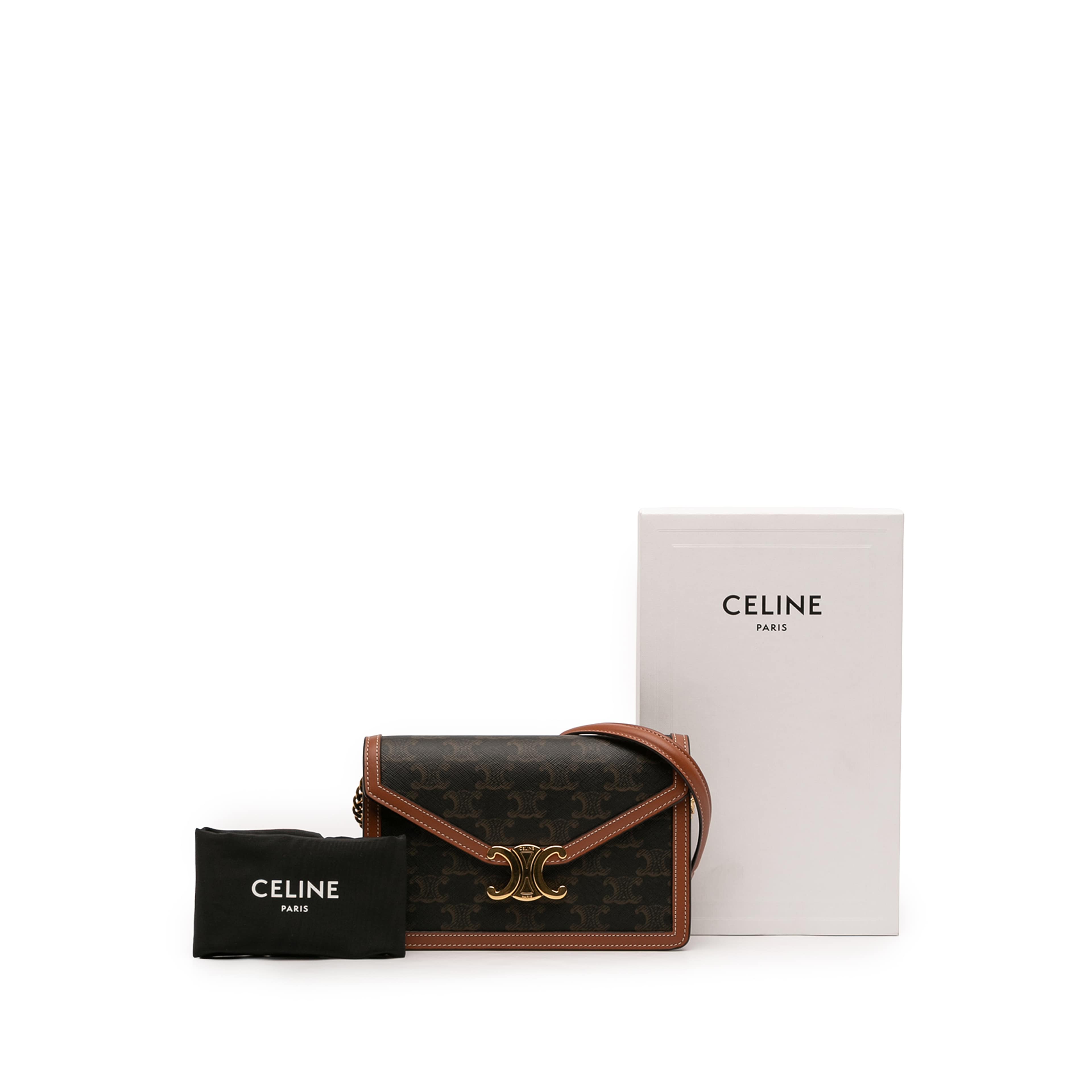 Celine Triomphe Coated Canvas Margo Wallet On Chain, från Luxclusif, i färgen brun. Klicka för att öppna bilden i stort format
