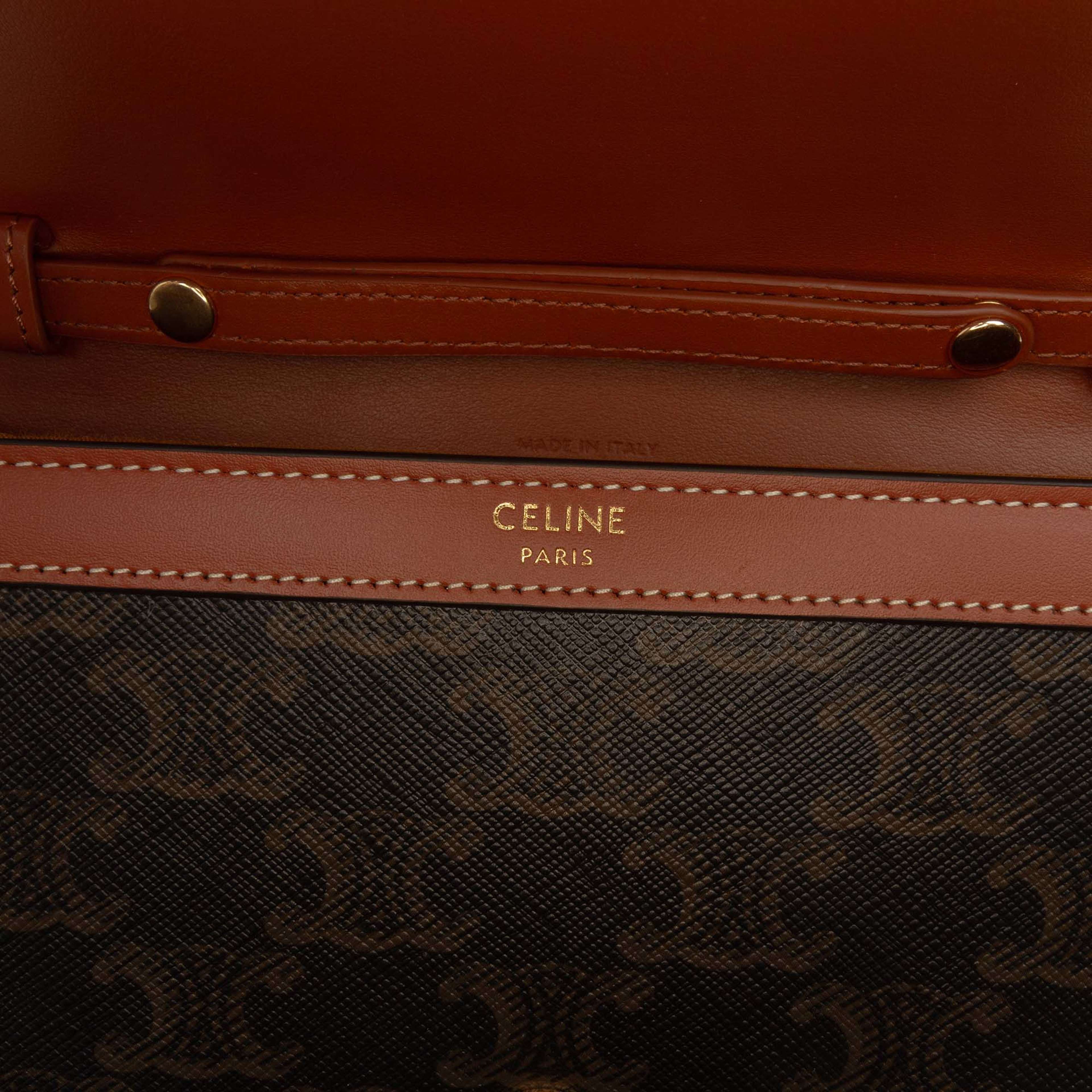Celine Triomphe Coated Canvas Margo Wallet On Chain, från Luxclusif, i färgen dark brown. Klicka för att öppna bilden i stort format