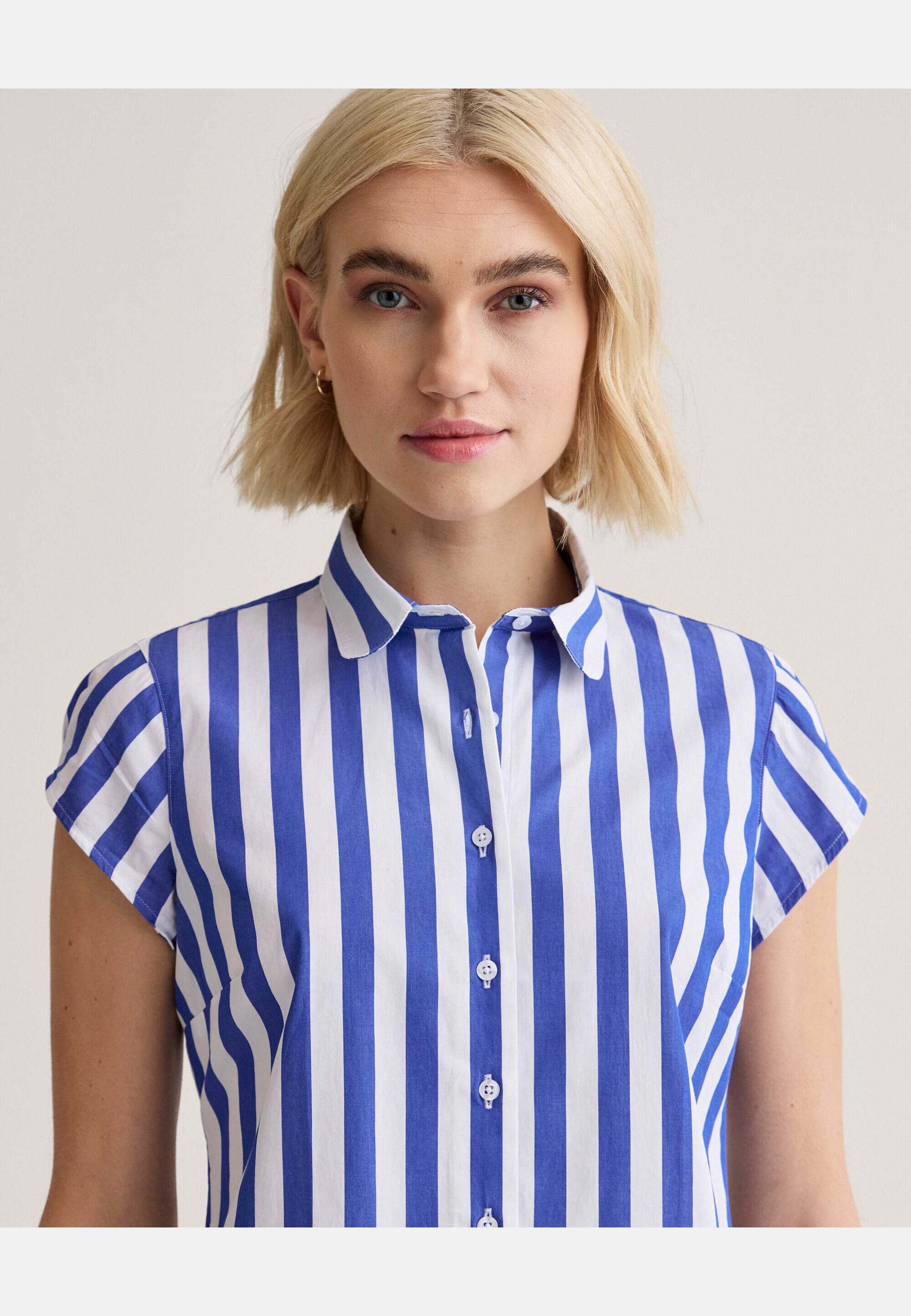 Vera Bold Streaks Shirt, från Newhouse, i färgen kornblå. Klicka för att öppna bilden i stort format