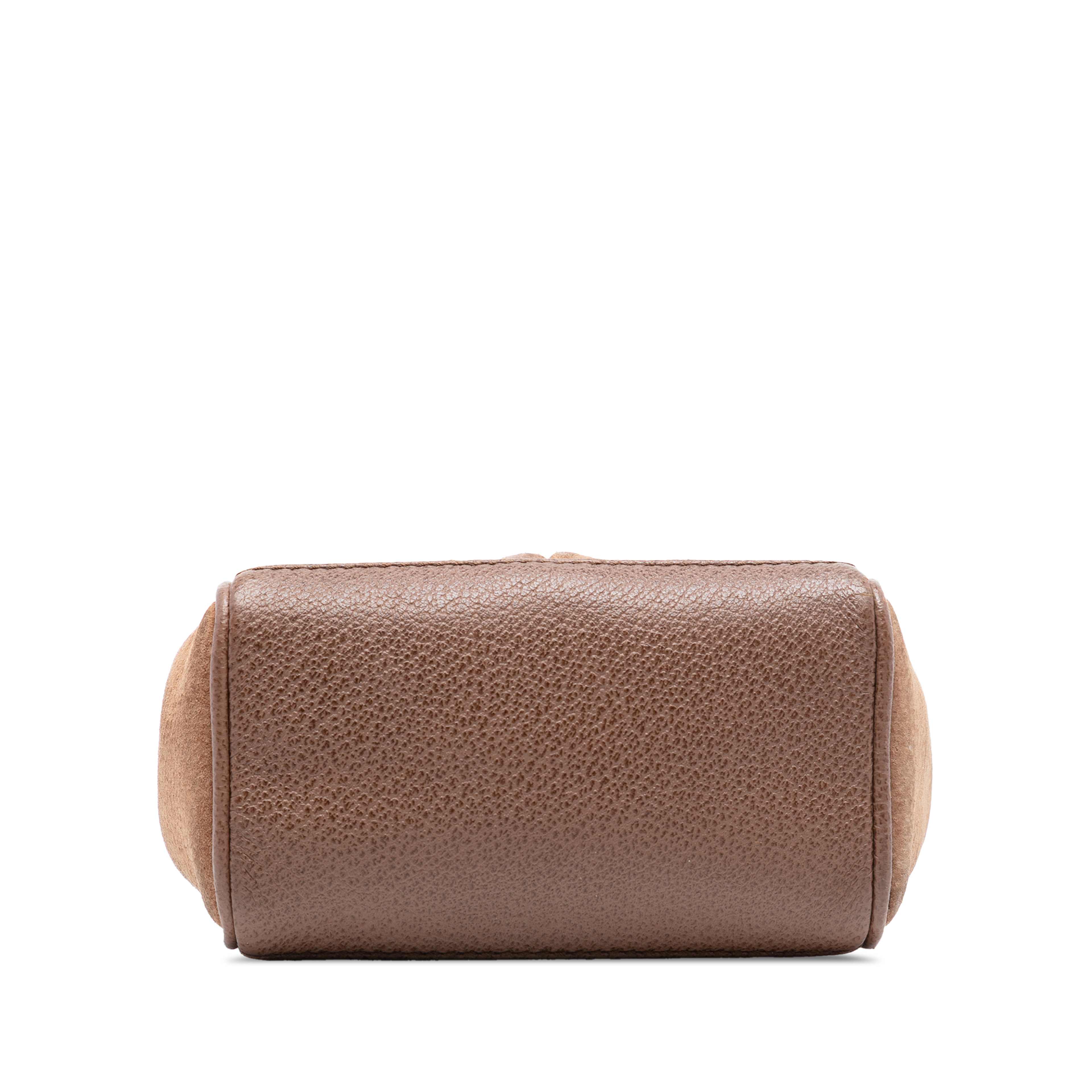 Gucci Mini Suede Bamboo Satchel, från Luxclusif, i färgen brun. Klicka för att öppna bilden i stort format