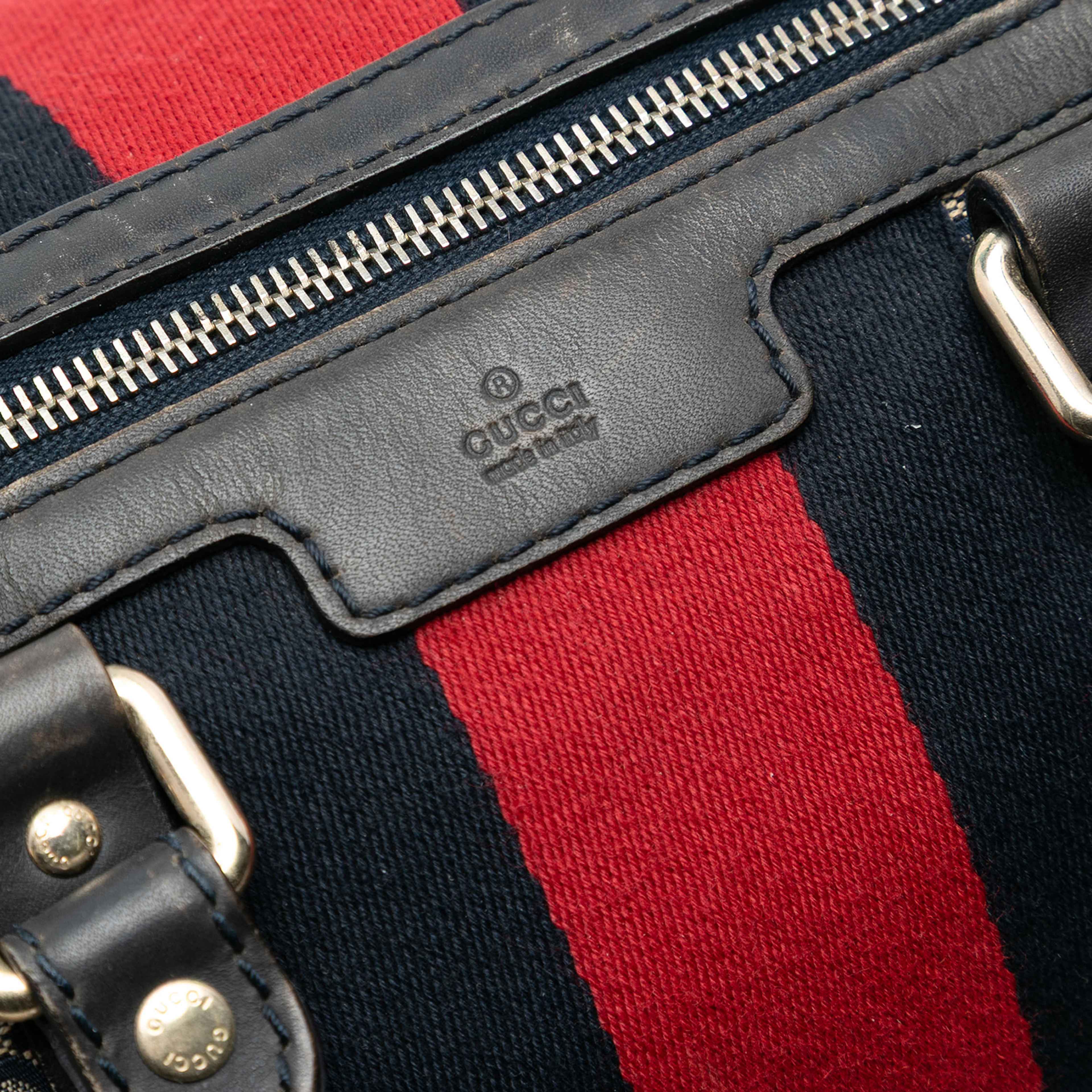 Gucci Medium Gg Canvas Web Joy Boston Bag, från Luxclusif, i färgen beige. Klicka för att öppna bilden i stort format