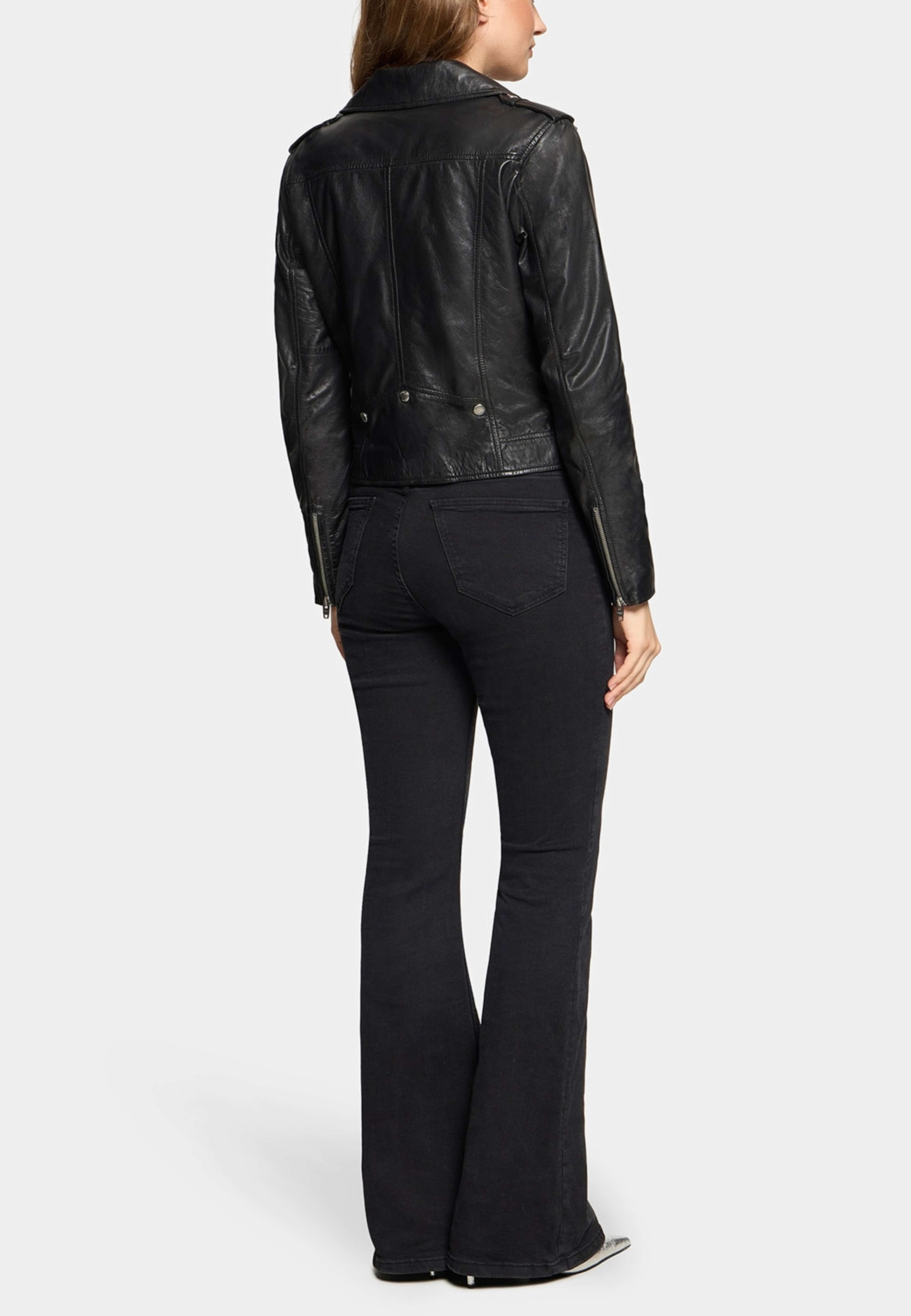 Nicole Jacket, från ROCKANDBLUE, i färgen black. Klicka för att öppna bilden i stort format