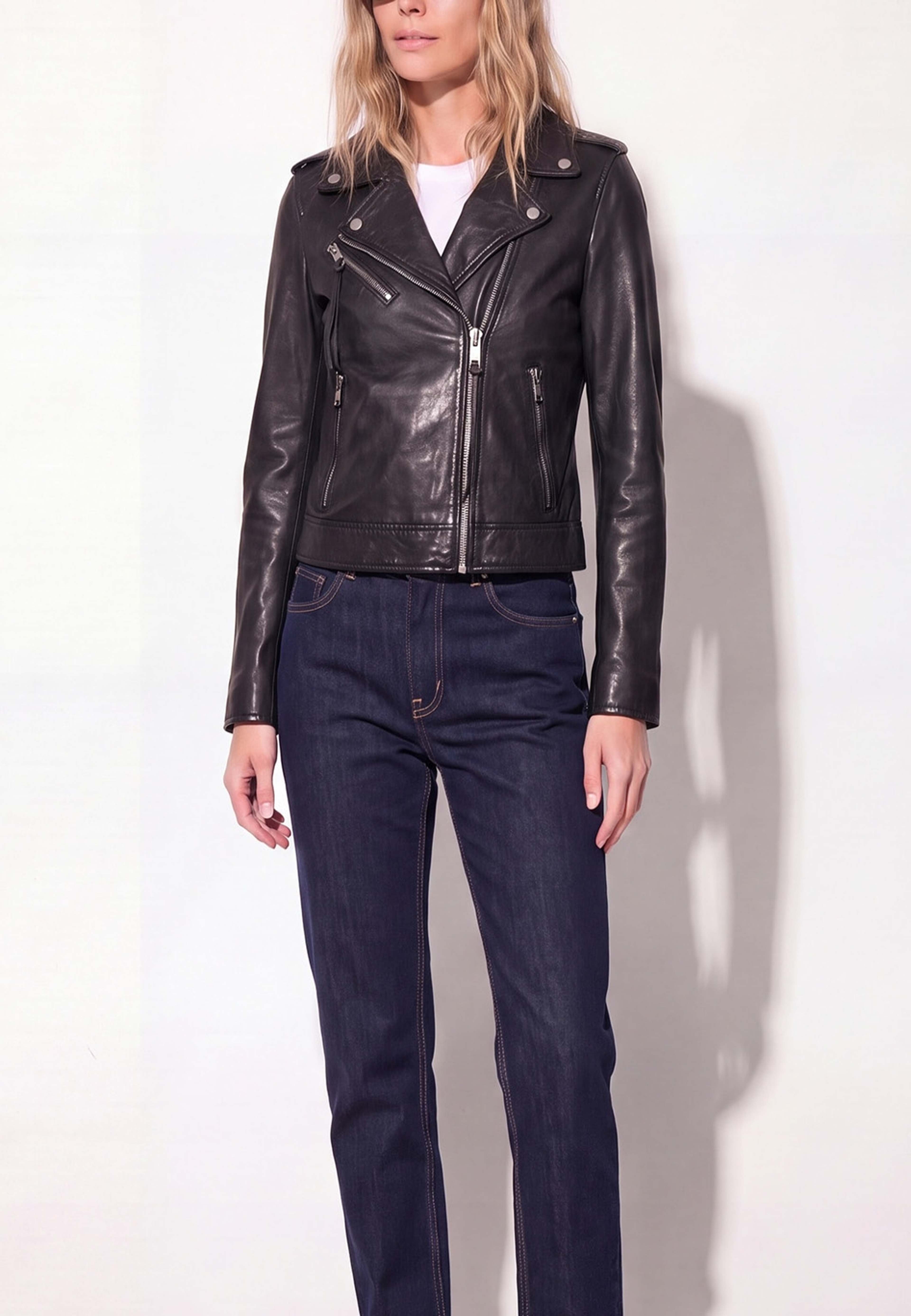 Nicole Jacket, från ROCKANDBLUE, i färgen black. Klicka för att öppna bilden i stort format
