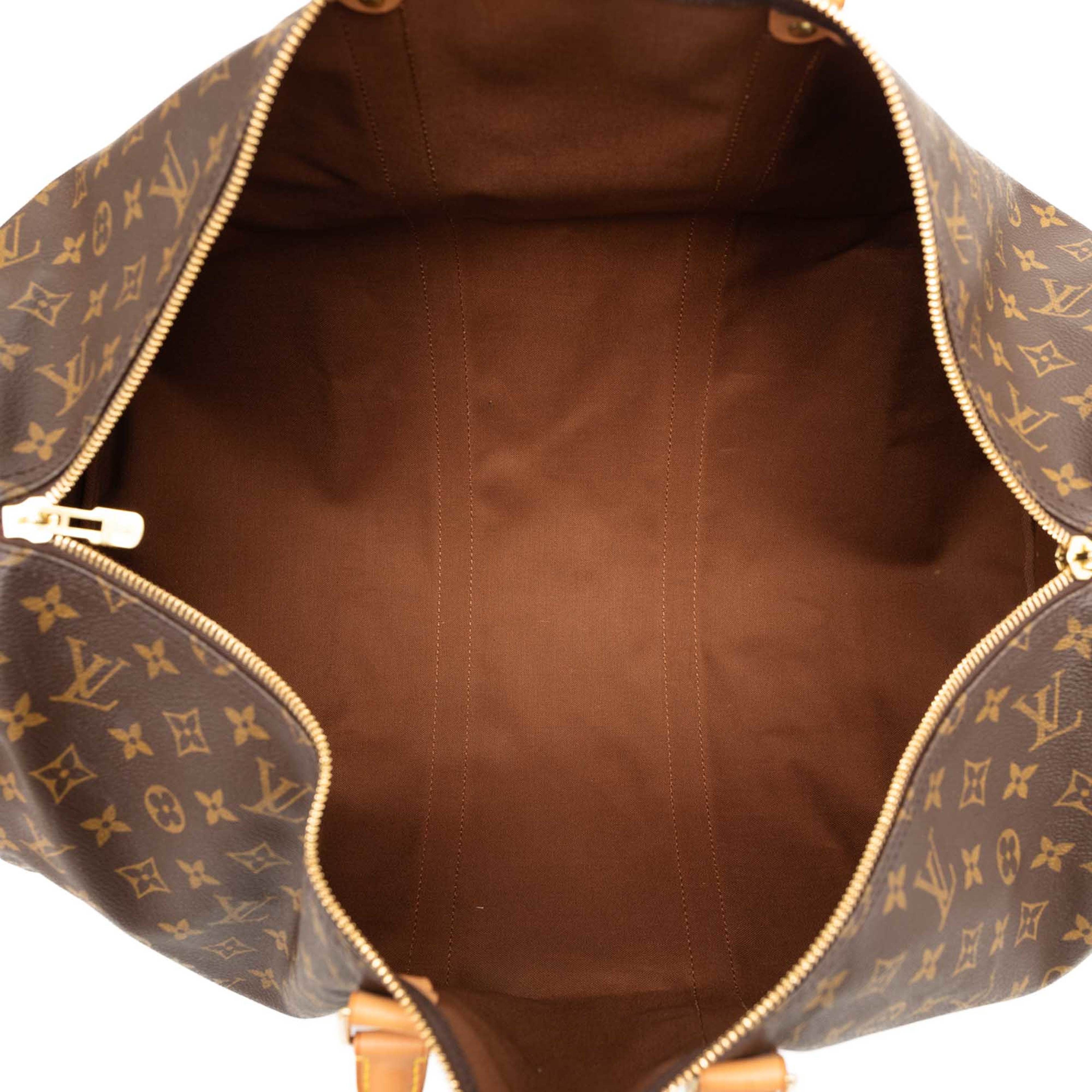 Louis Vuitton Monogram Keepall 55, från Luxclusif, i färgen brun. Klicka för att öppna bilden i stort format