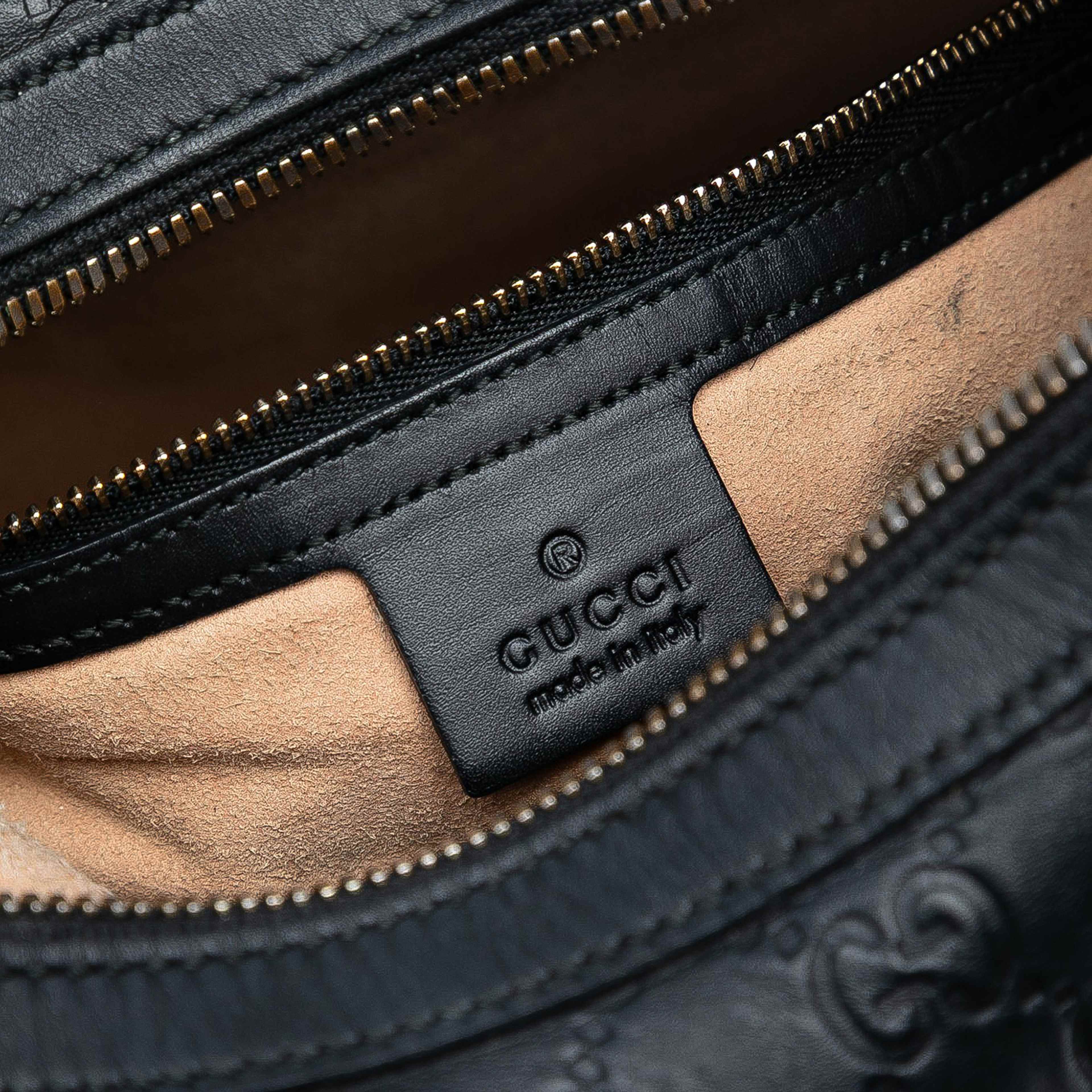 Gucci Guccissima Linea A Satchel, från Luxclusif, i färgen black. Klicka för att öppna bilden i stort format