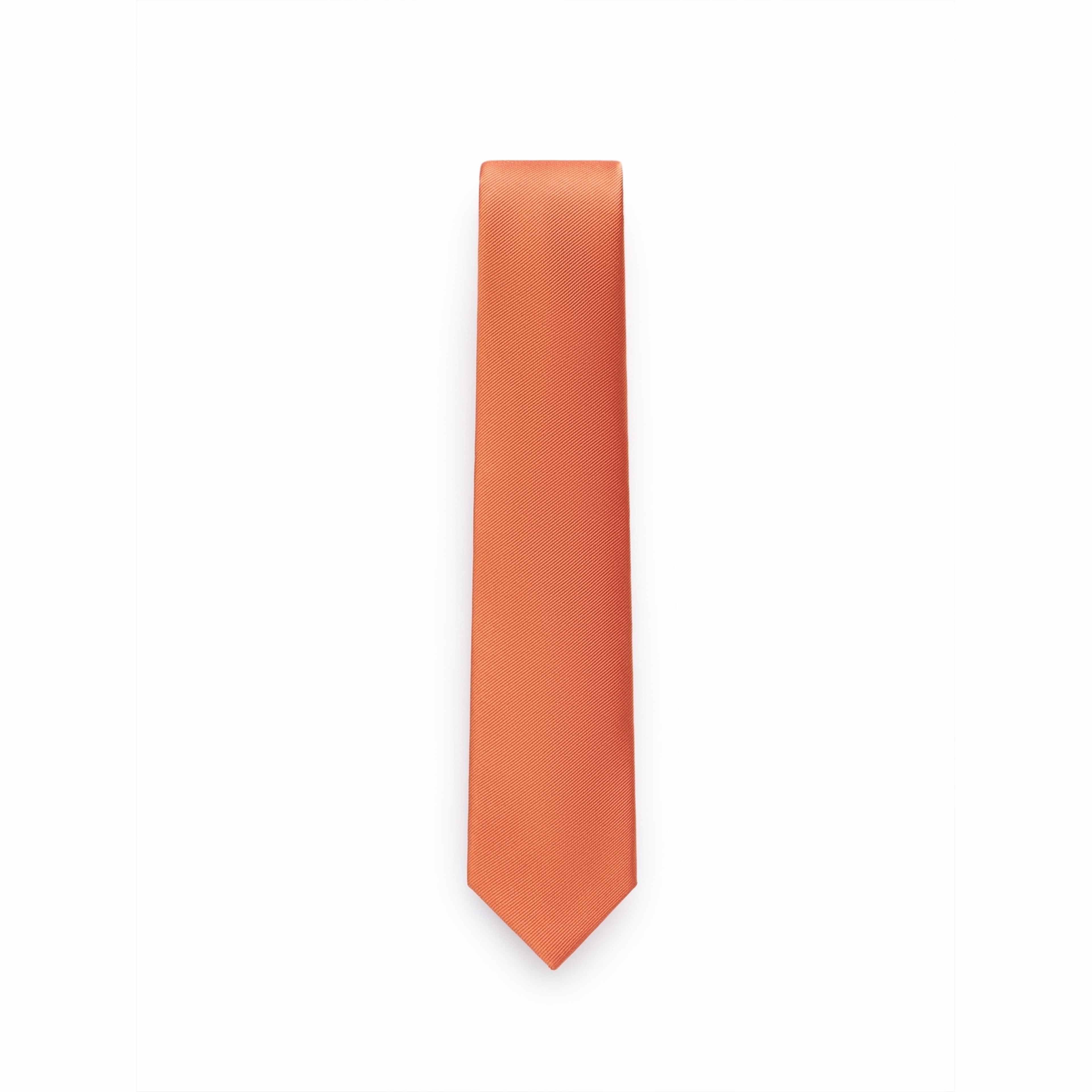 Tie Plain