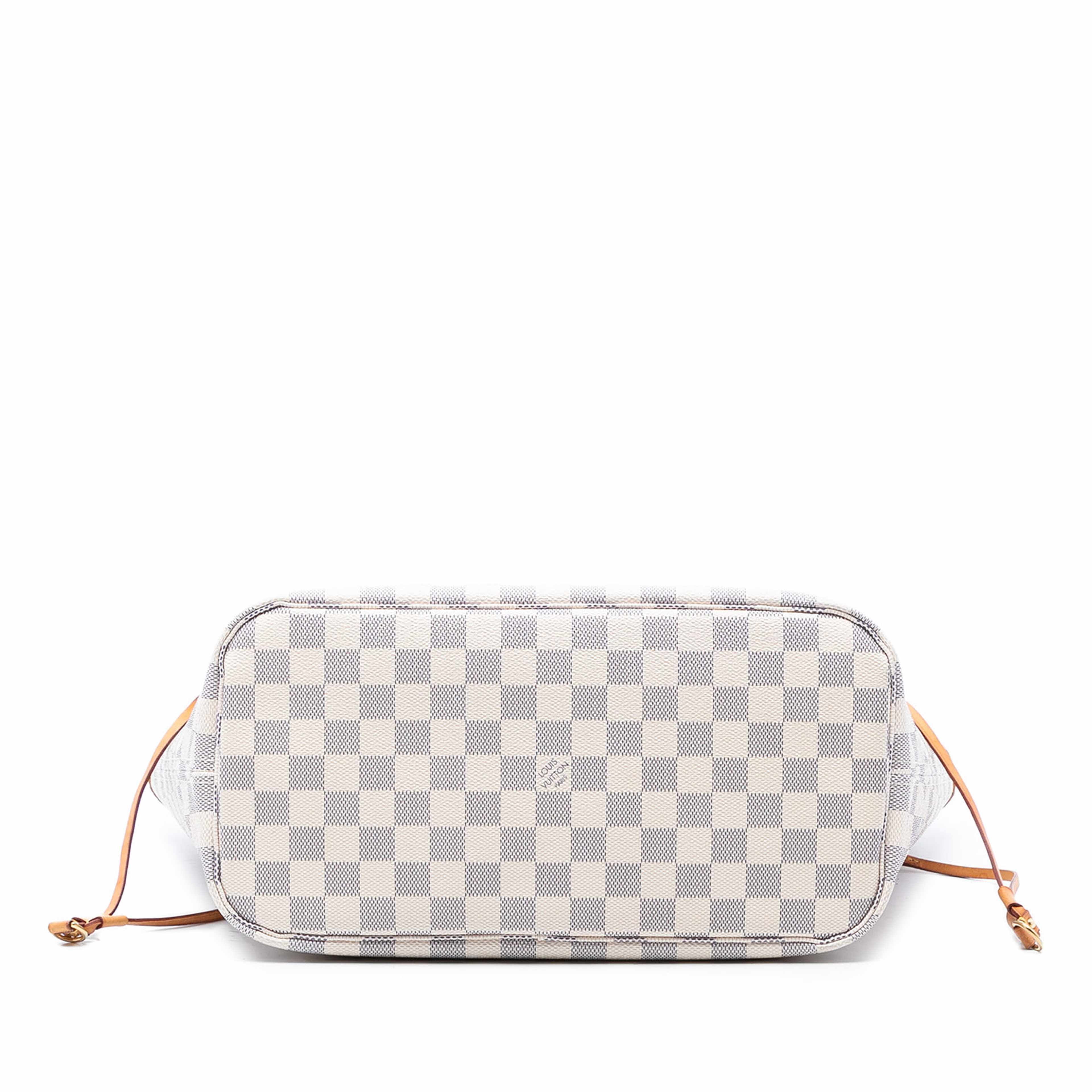 Louis Vuitton Damier Azur Neverfull Mm, från Luxclusif, i färgen white. Klicka för att öppna bilden i stort format