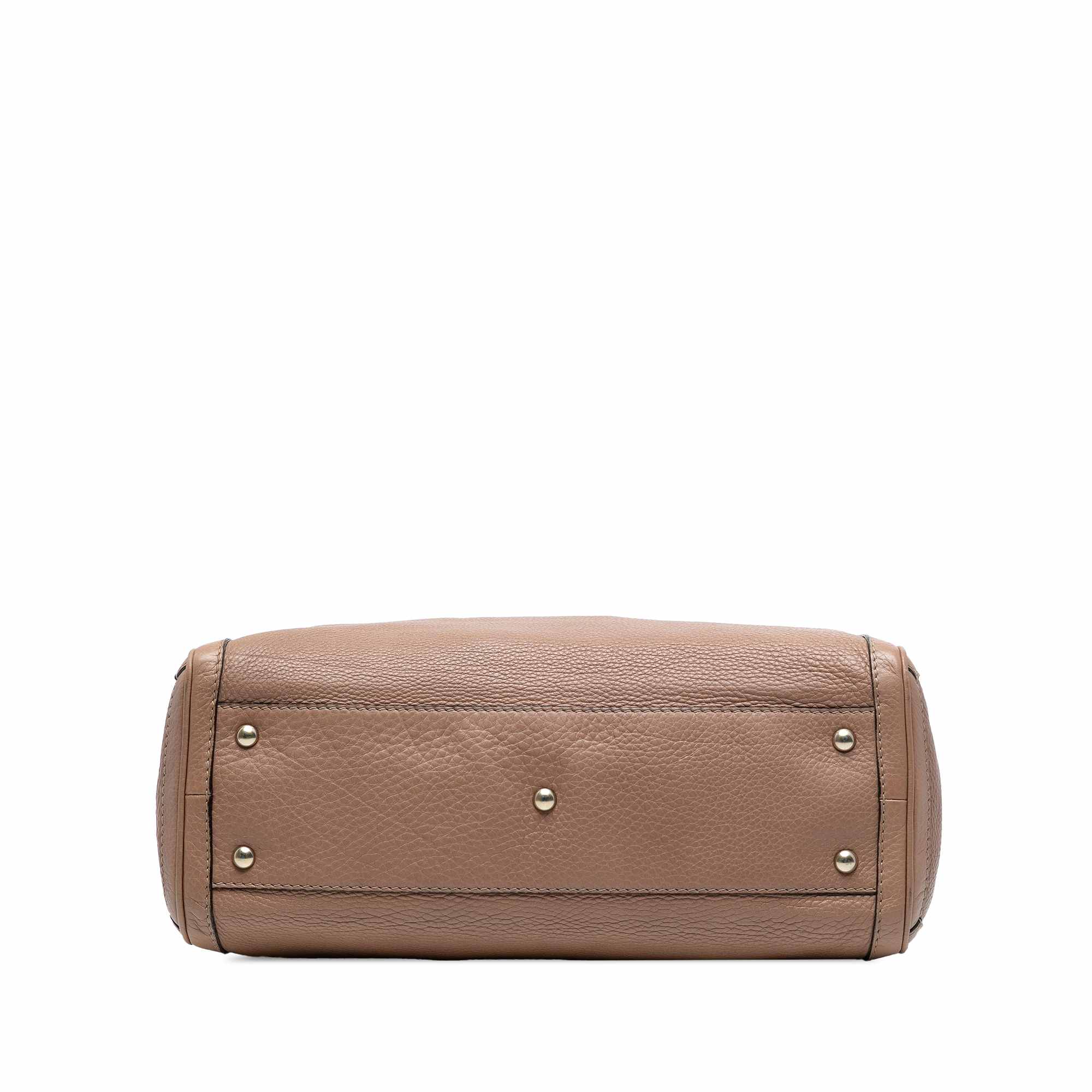 Gucci Large Leather Bella Tote, från Luxclusif, i färgen nude.