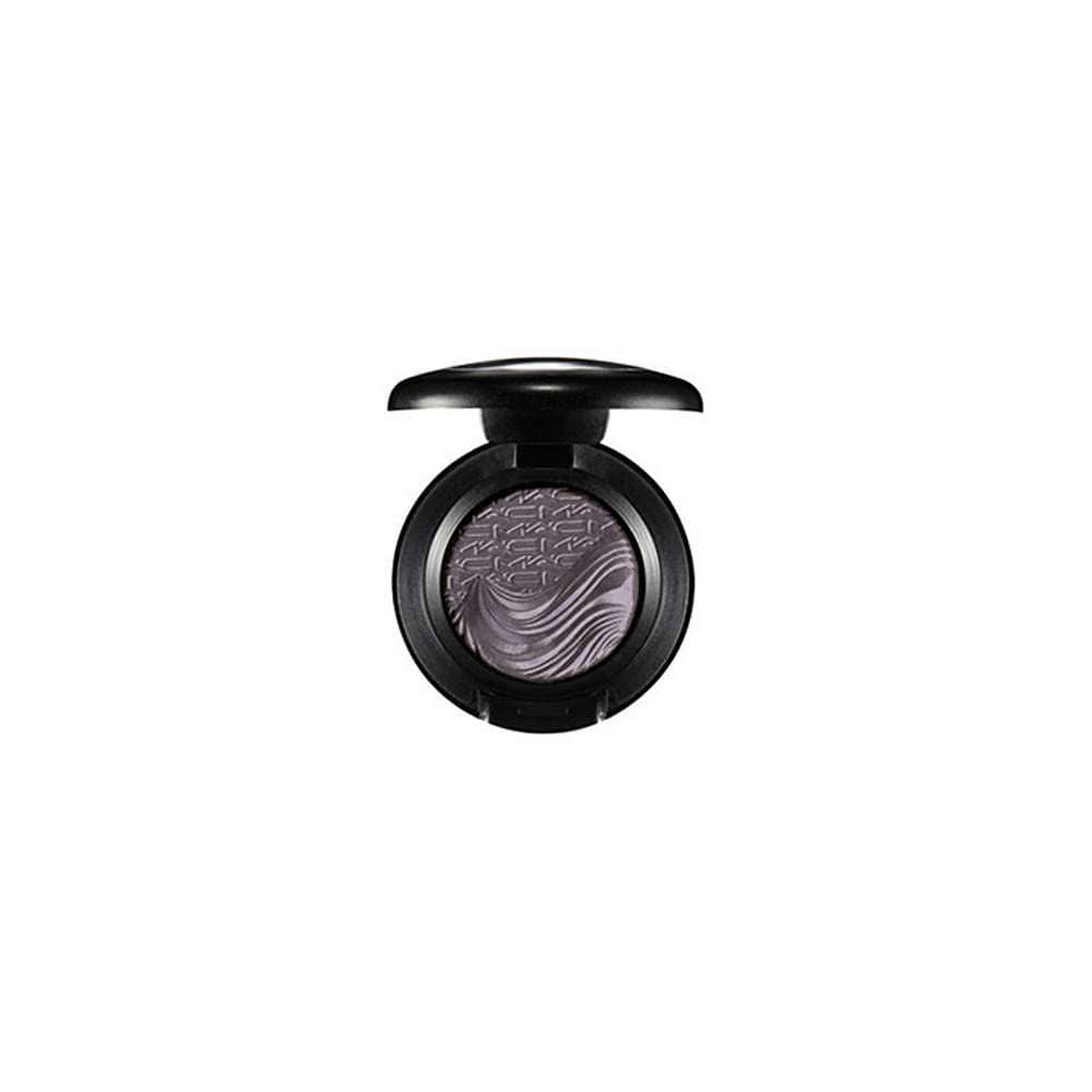 Extra Dimension Single Eyeshadow, från MAC Cosmetics, i färgen Fathoms Deep.