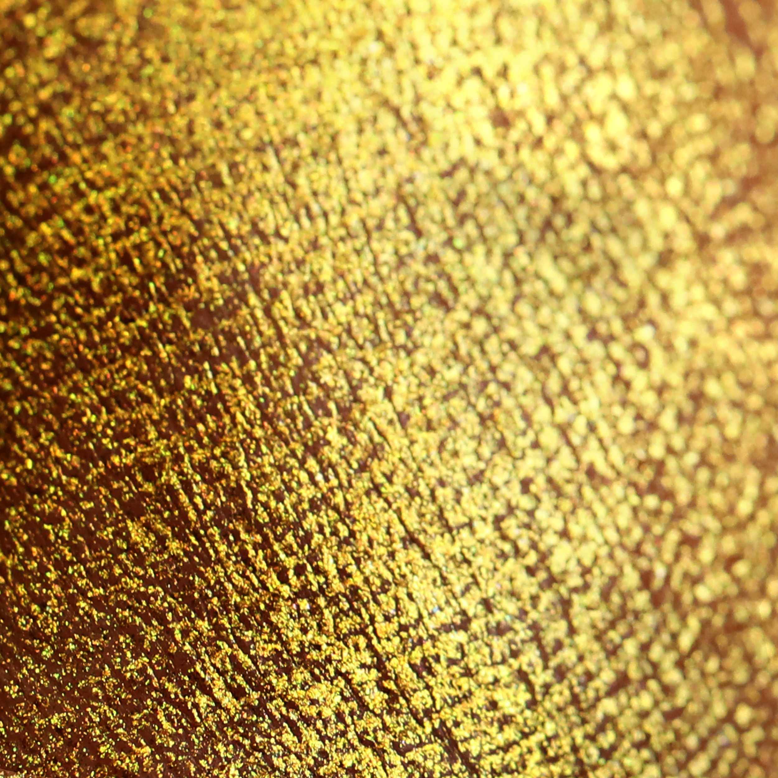 Chromatic Show Liner, från MOIRA, i färgen Good As Gold.